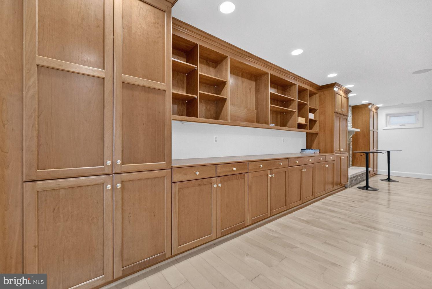 LYNWOOD - Residential