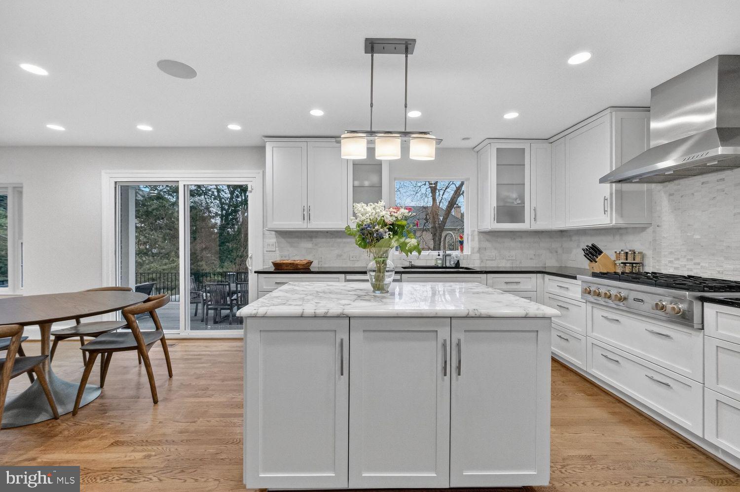 LYNWOOD - Residential