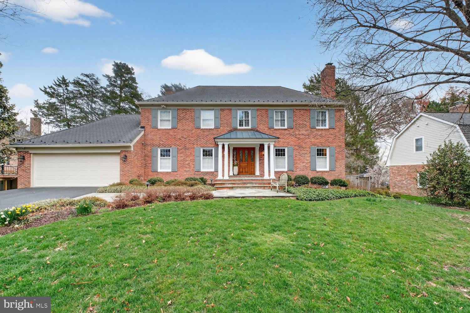 LYNWOOD - Residential