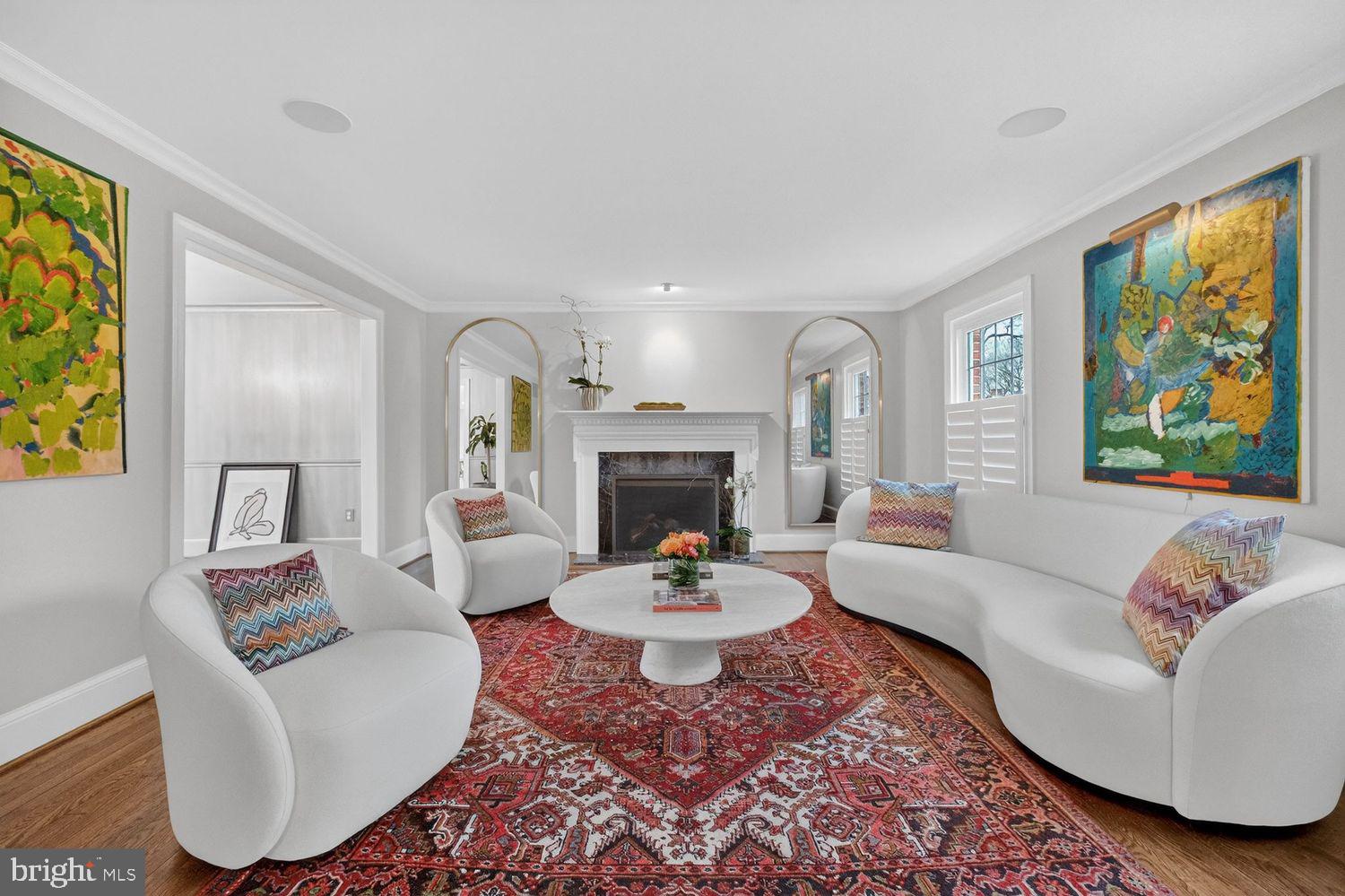 LYNWOOD - Residential