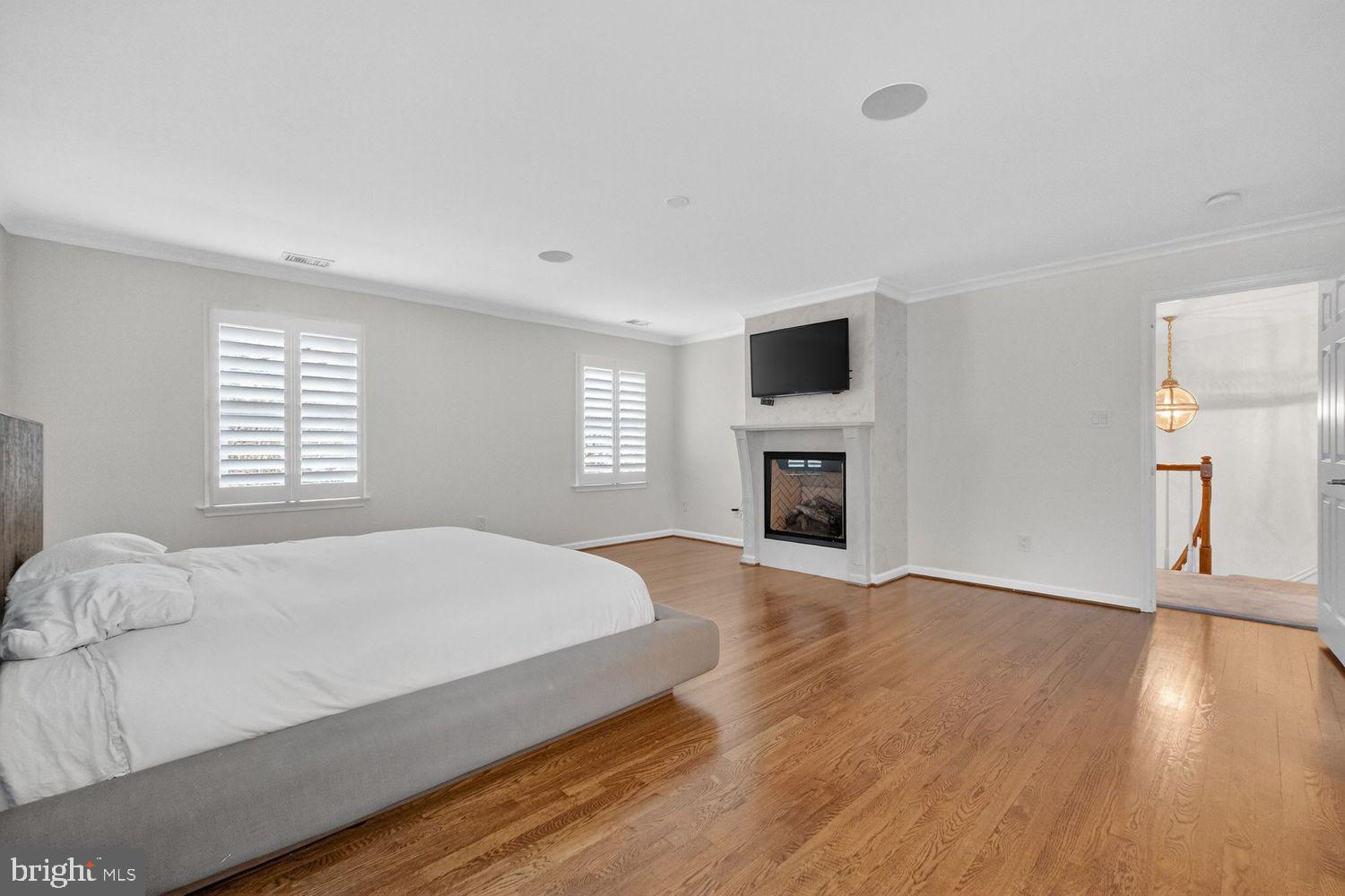 LYNWOOD - Residential