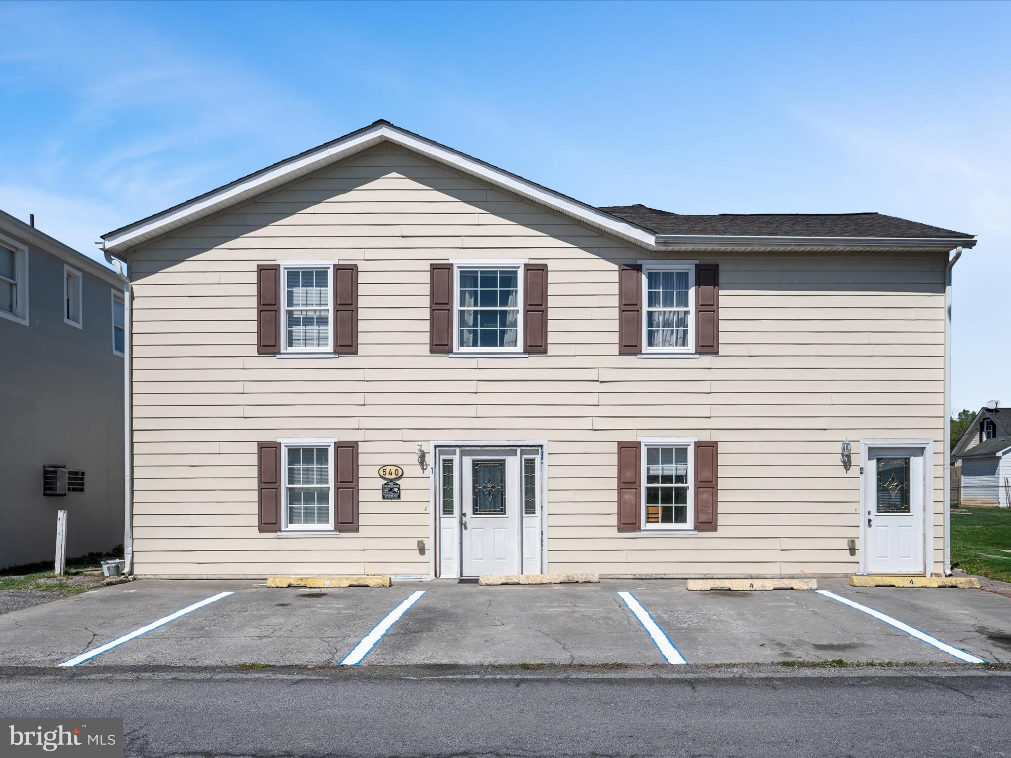 540 MONTICELLO STREET