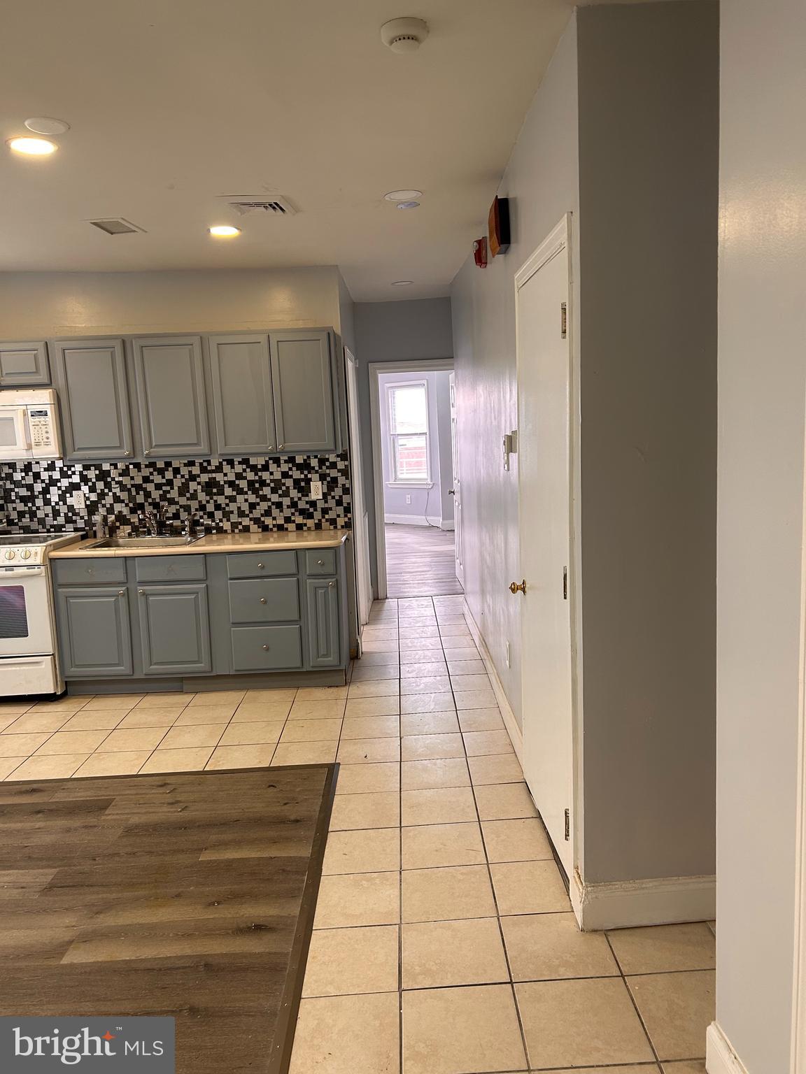 WEST PHILADELPHIA - Residential Lease