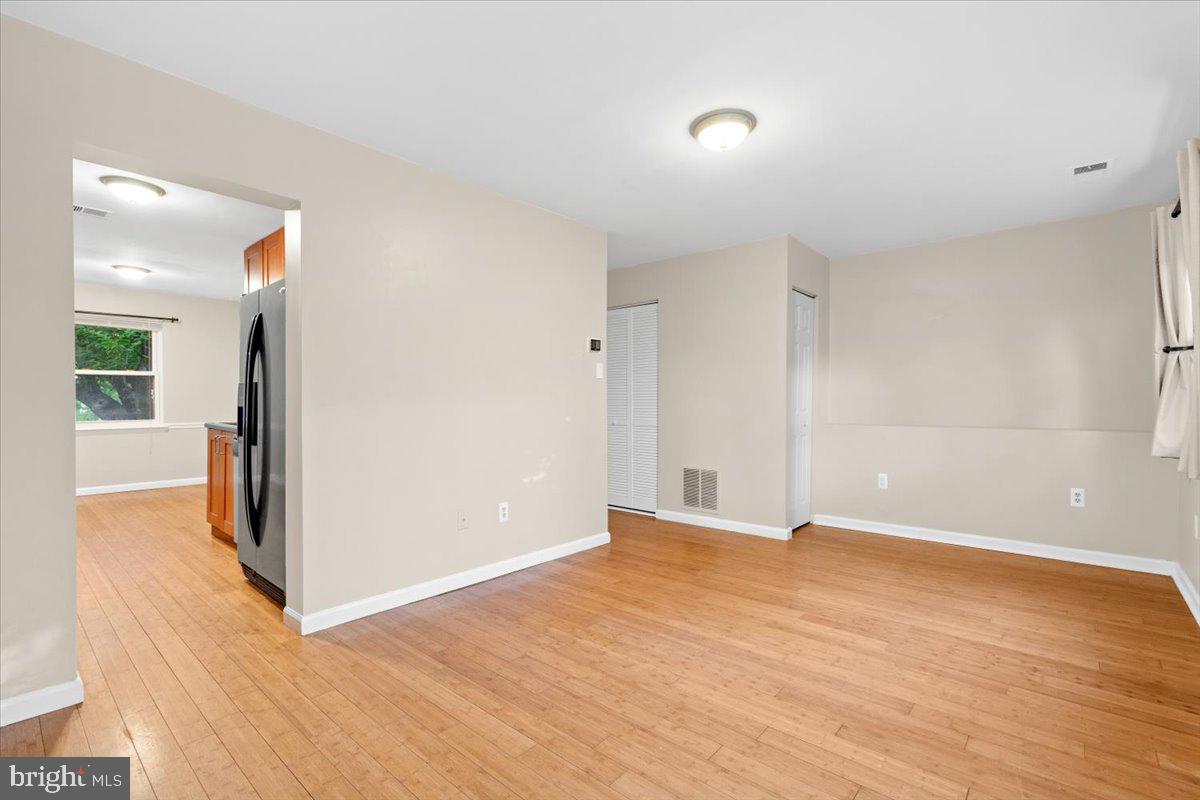 WILLOWCREST - Residential Lease