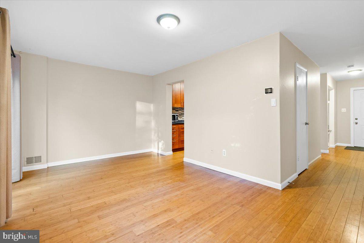 WILLOWCREST - Residential Lease