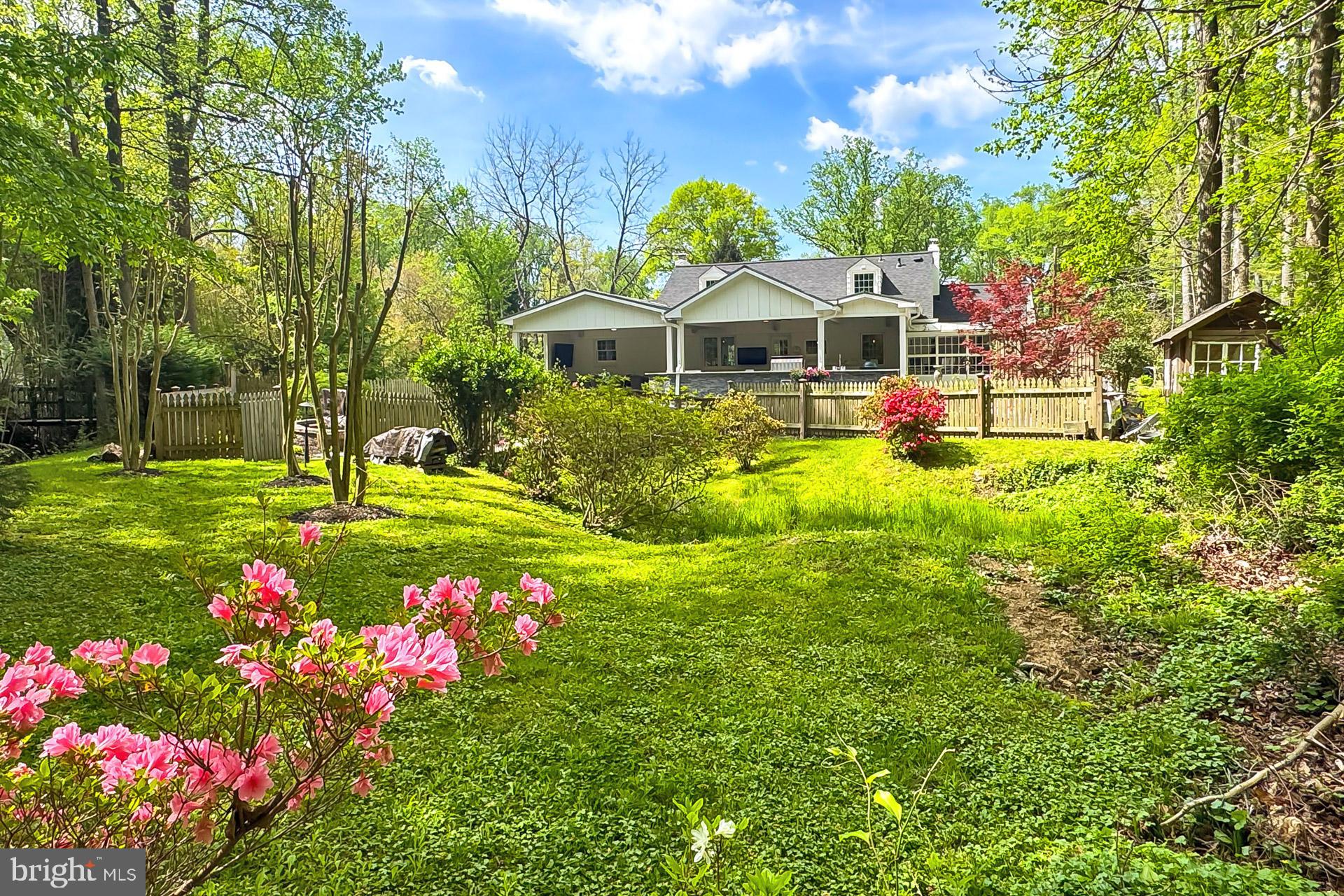 SLEEPY HOLLOW - Residential