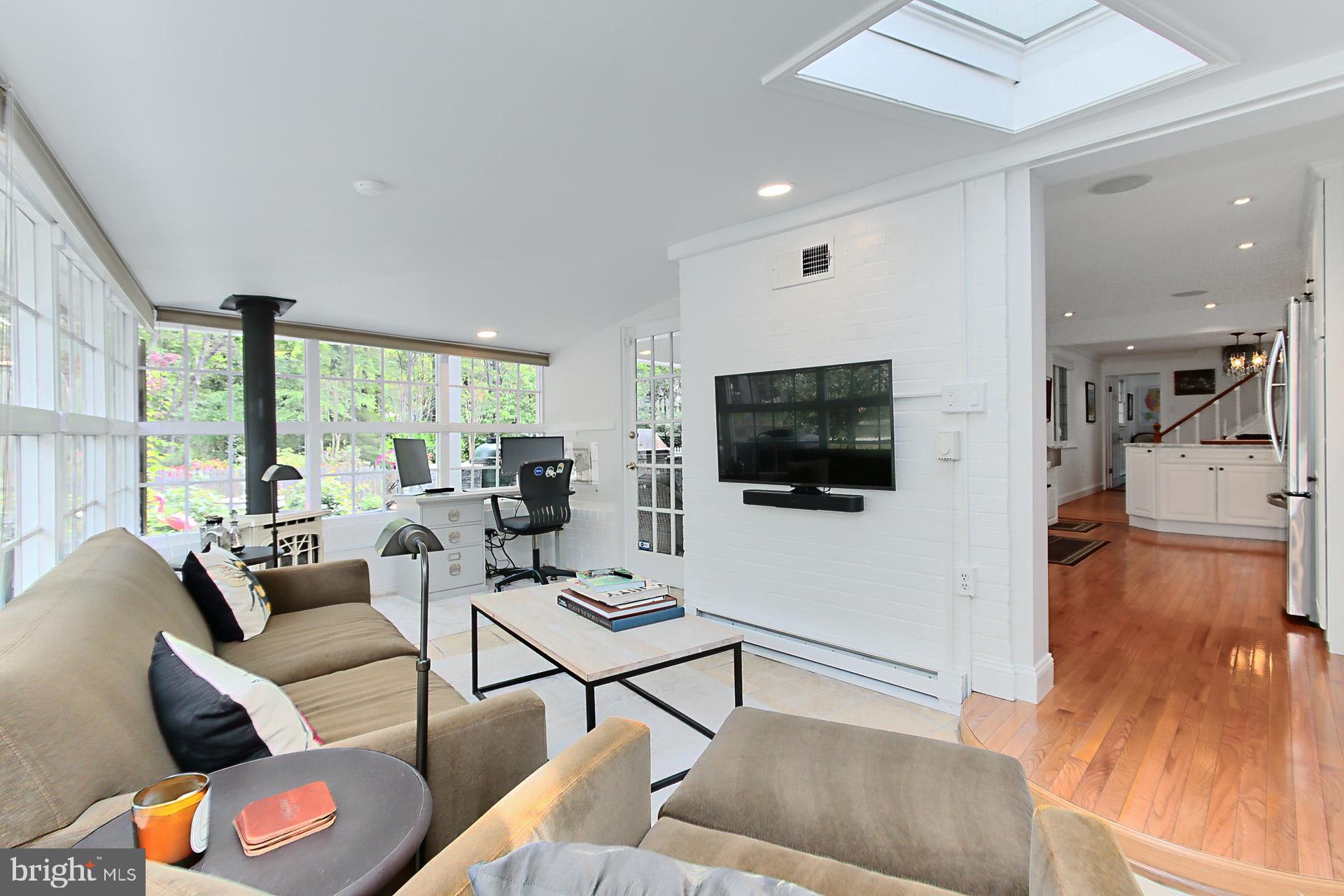 SLEEPY HOLLOW - Residential