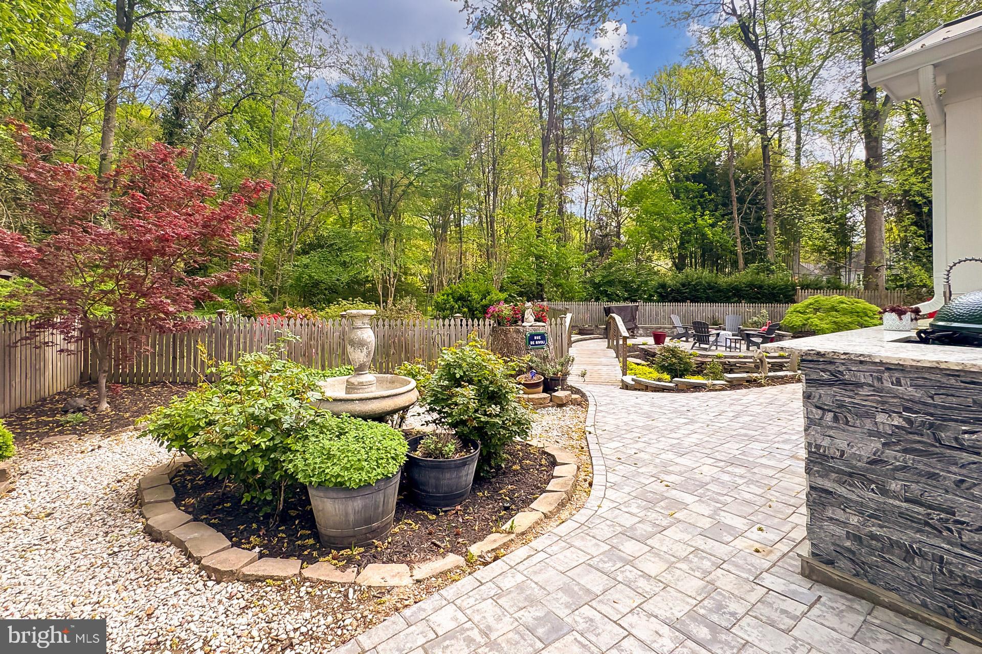 SLEEPY HOLLOW - Residential