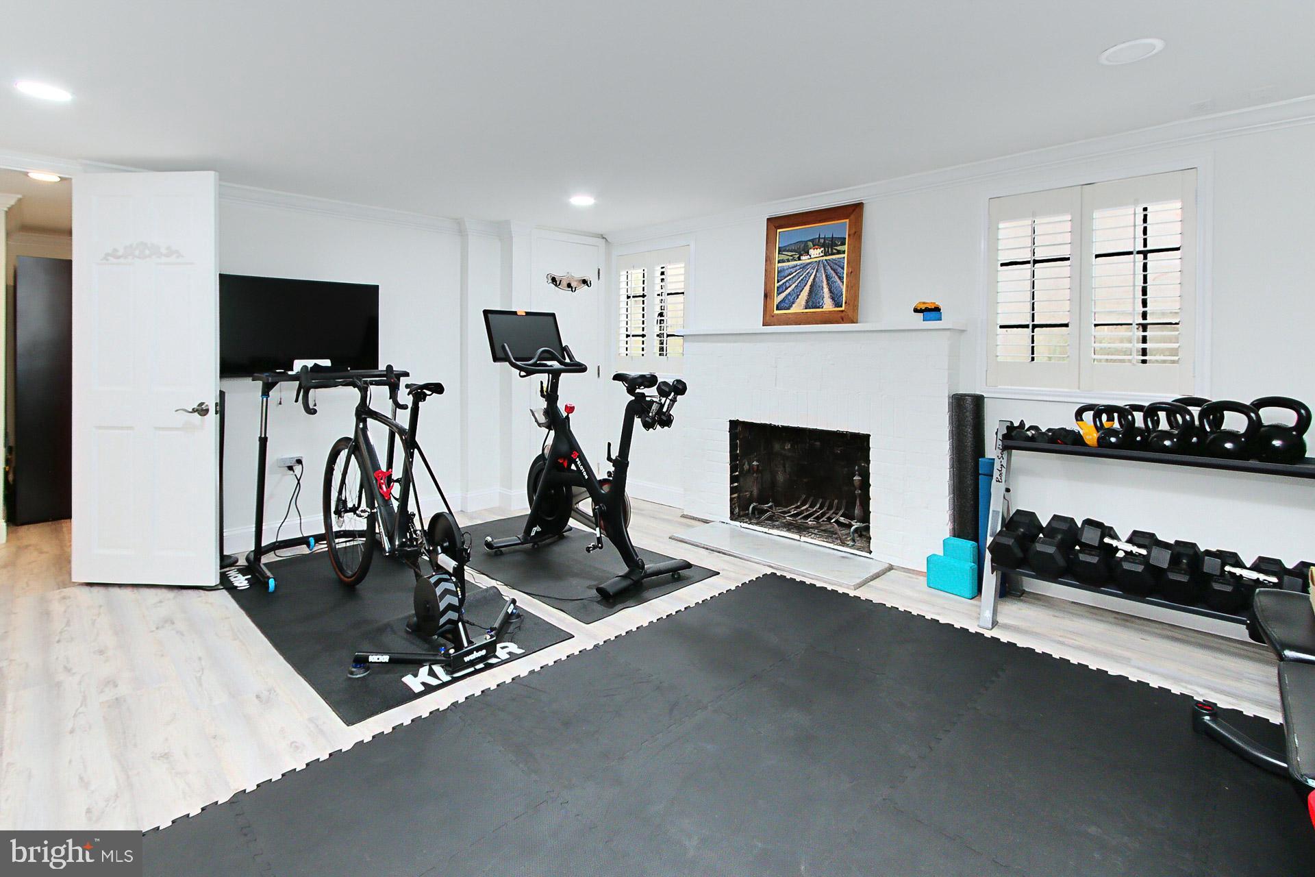 SLEEPY HOLLOW - Residential