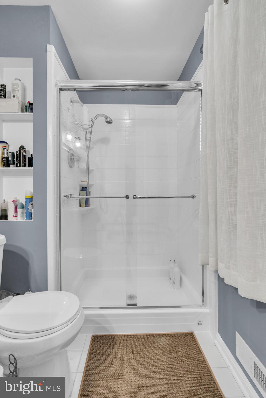 VISTA WOODS - Residential