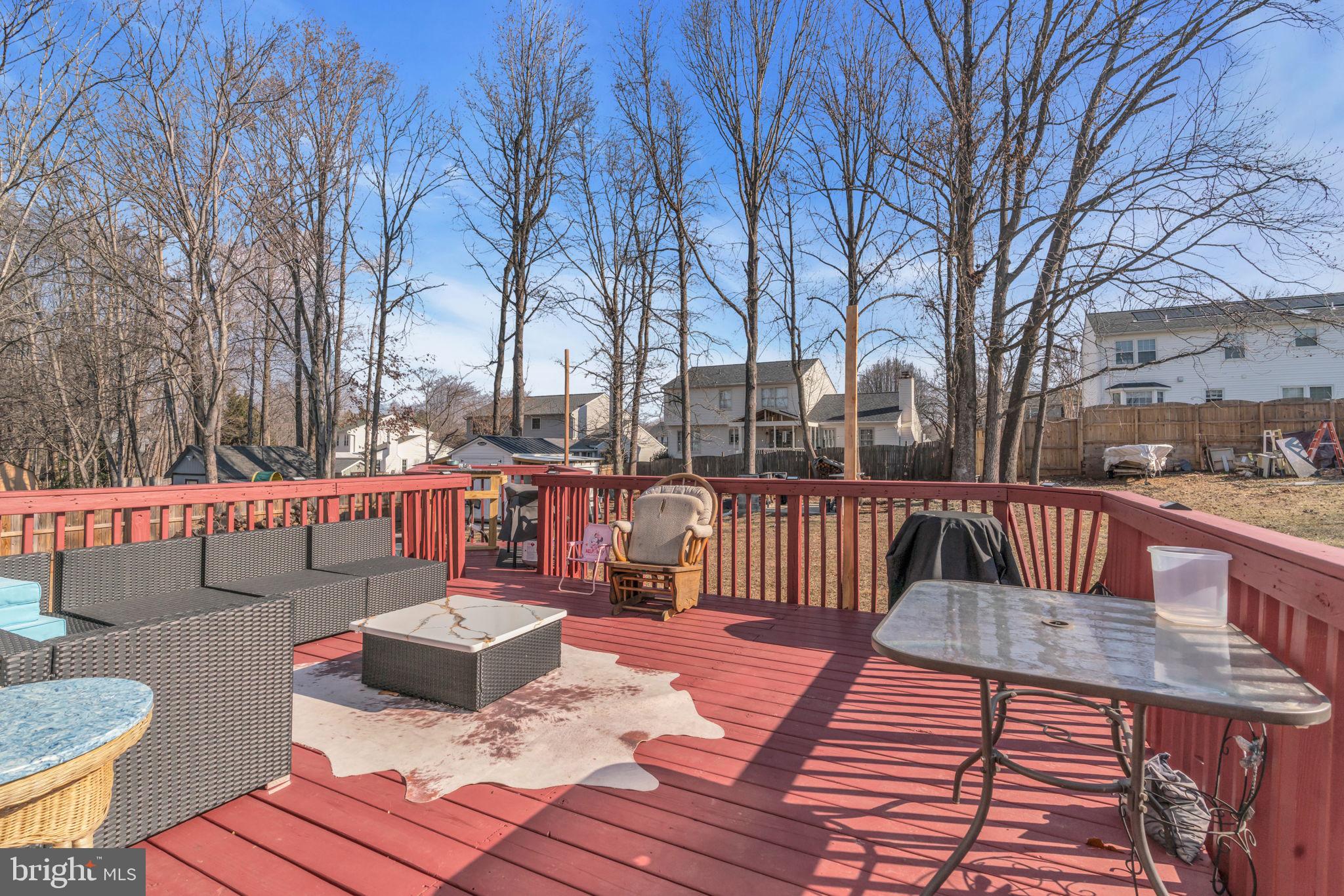 VISTA WOODS - Residential