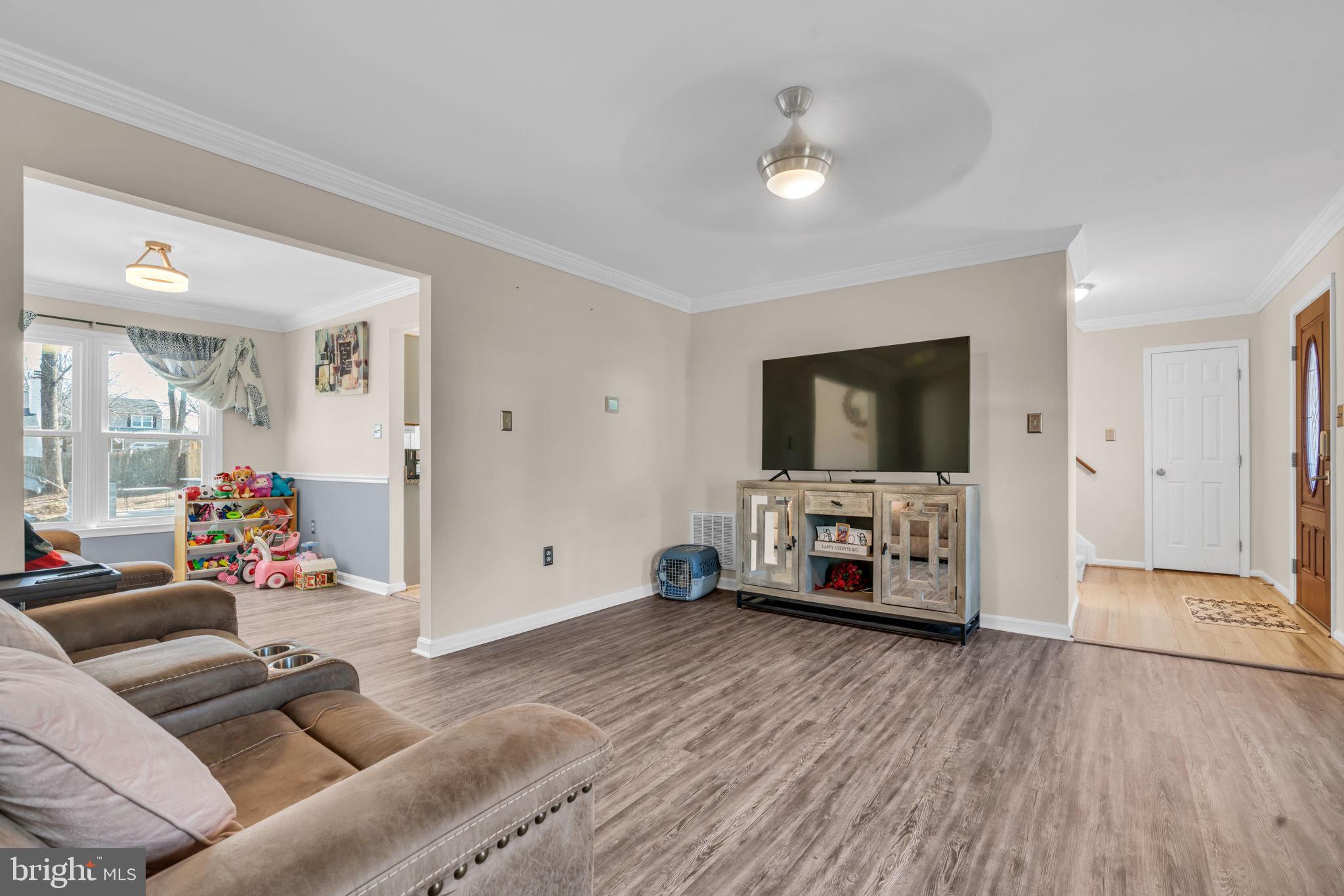 VISTA WOODS - Residential