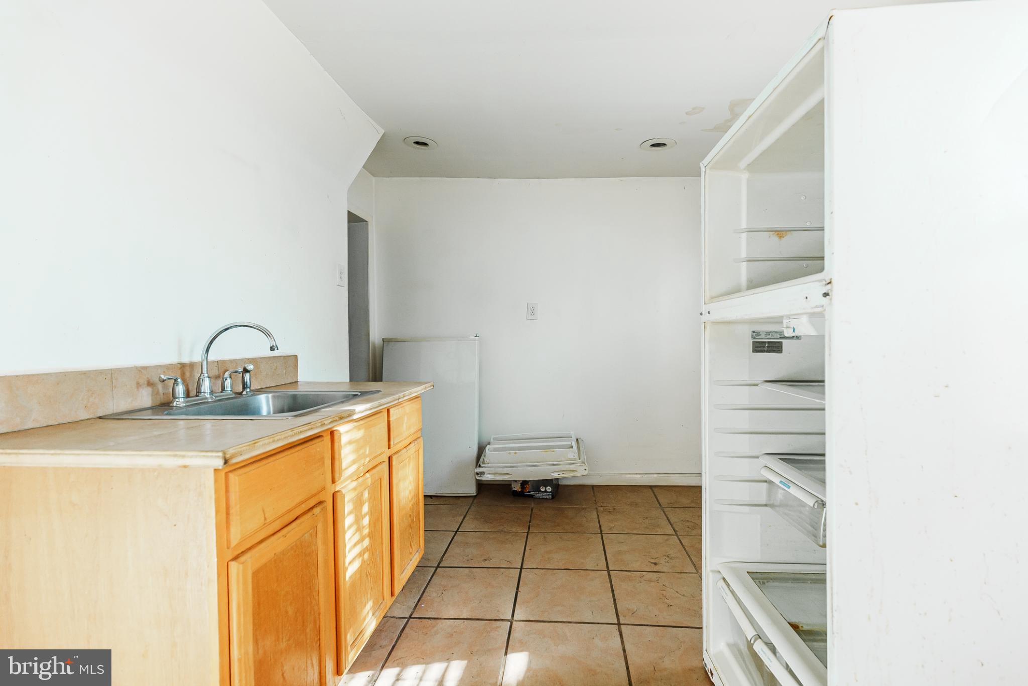 SQUIRREL HILL - Residential