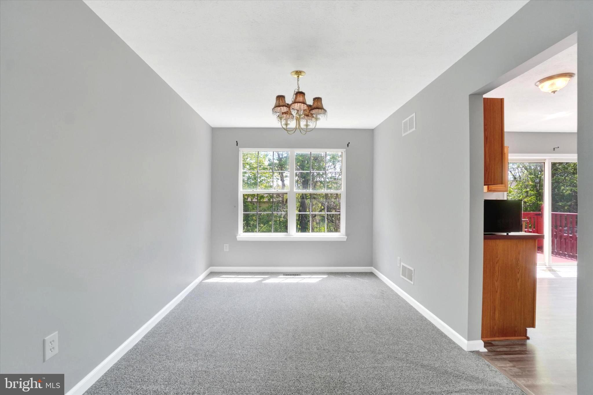 ASHCOMBE FARMS - Residential