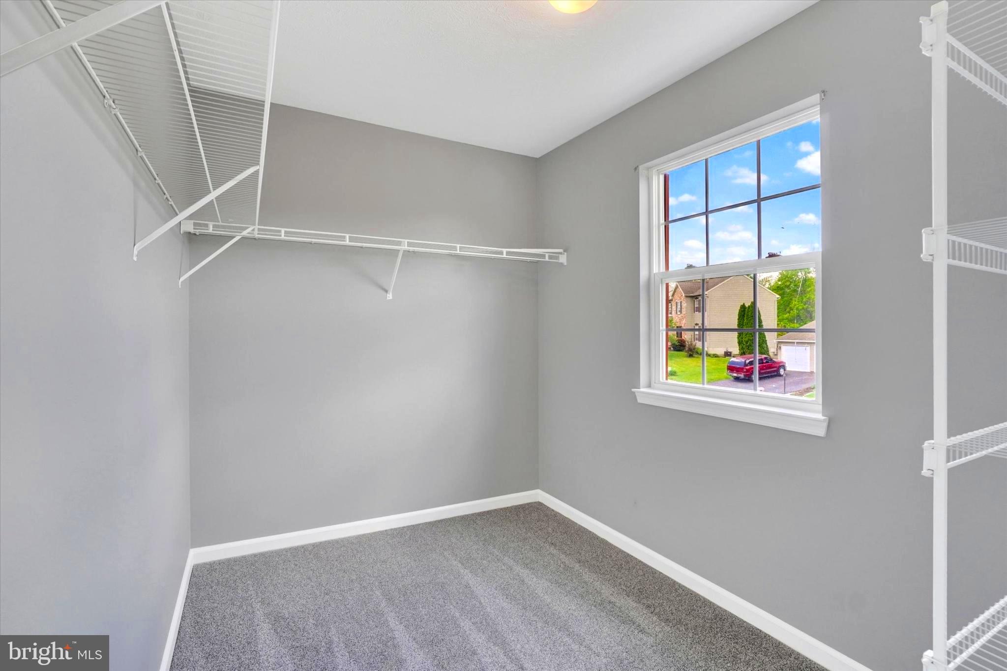 ASHCOMBE FARMS - Residential