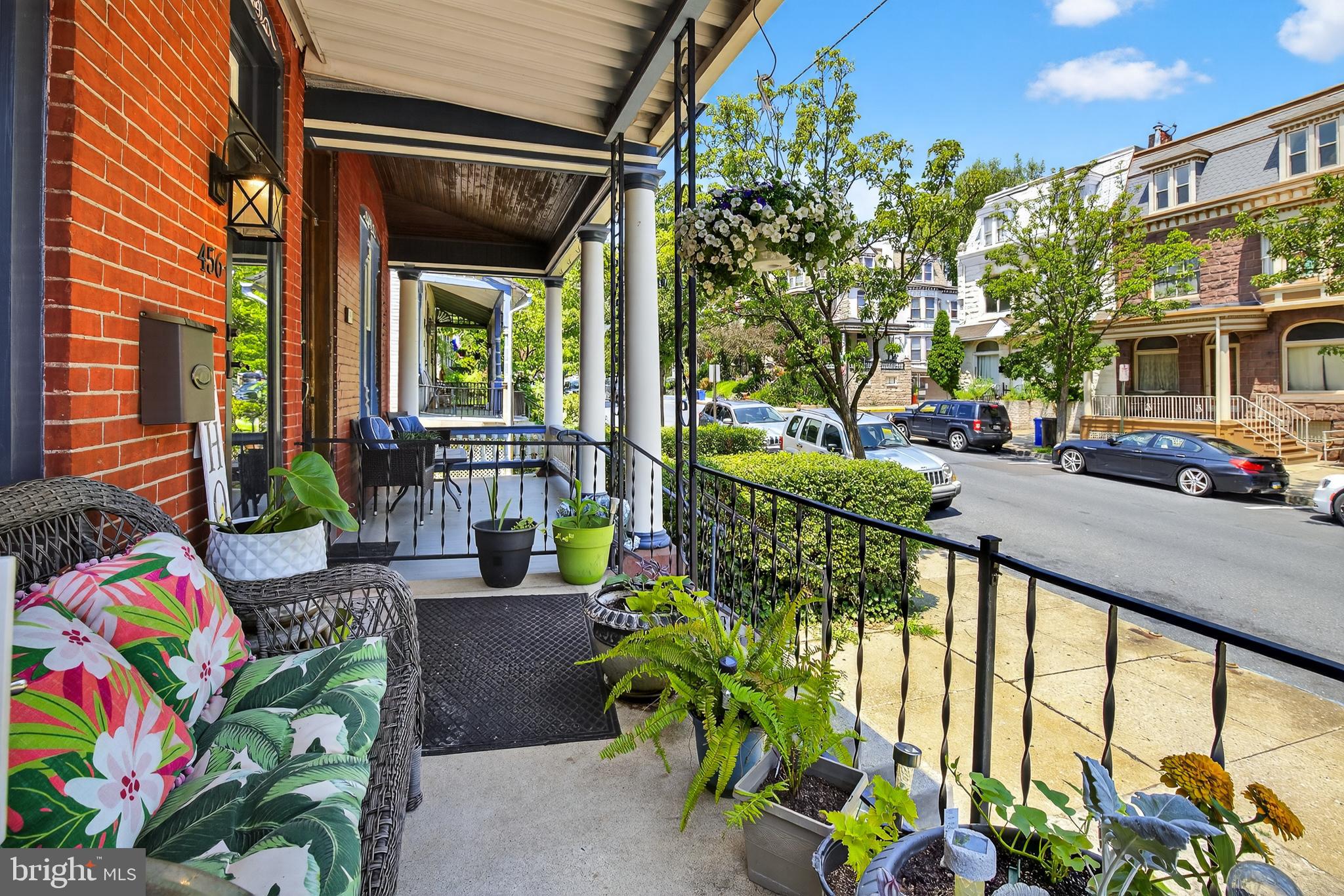 456 DOUGLASS STREET