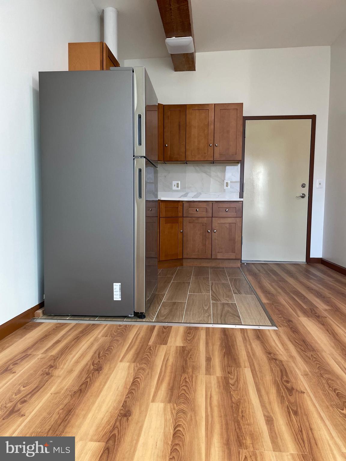 CHINATOWN - Residential Lease