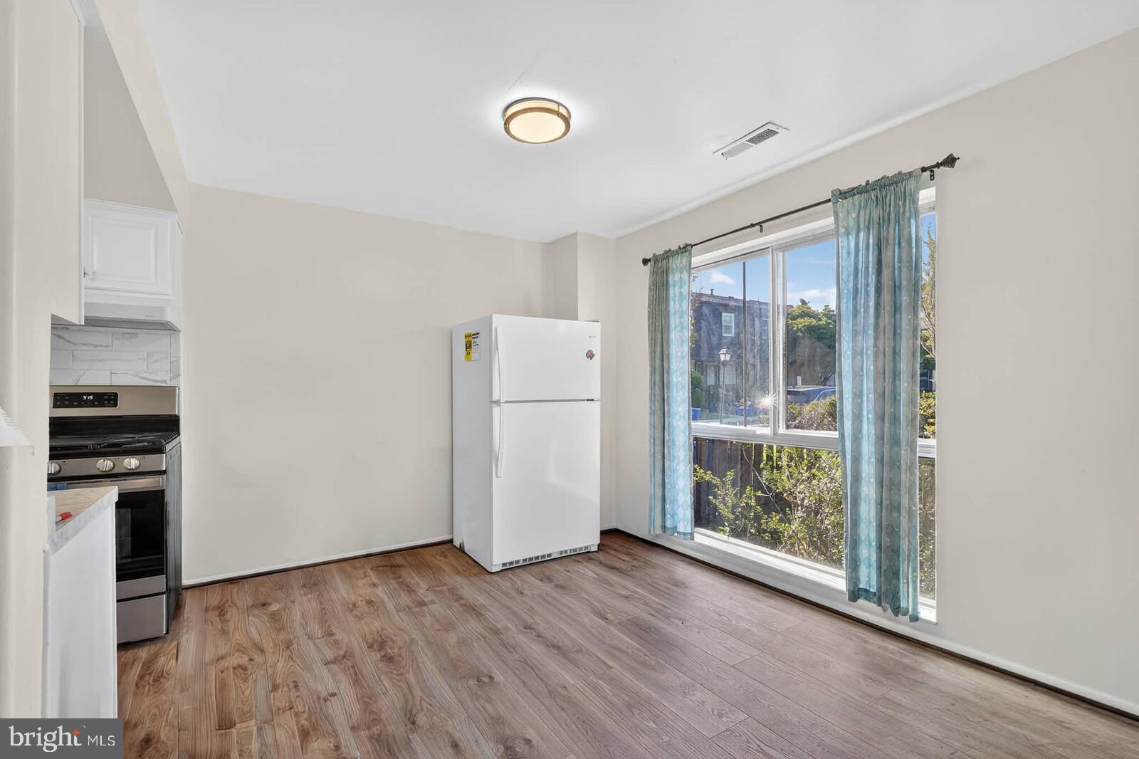 KIMBERLY PLACE - Residential