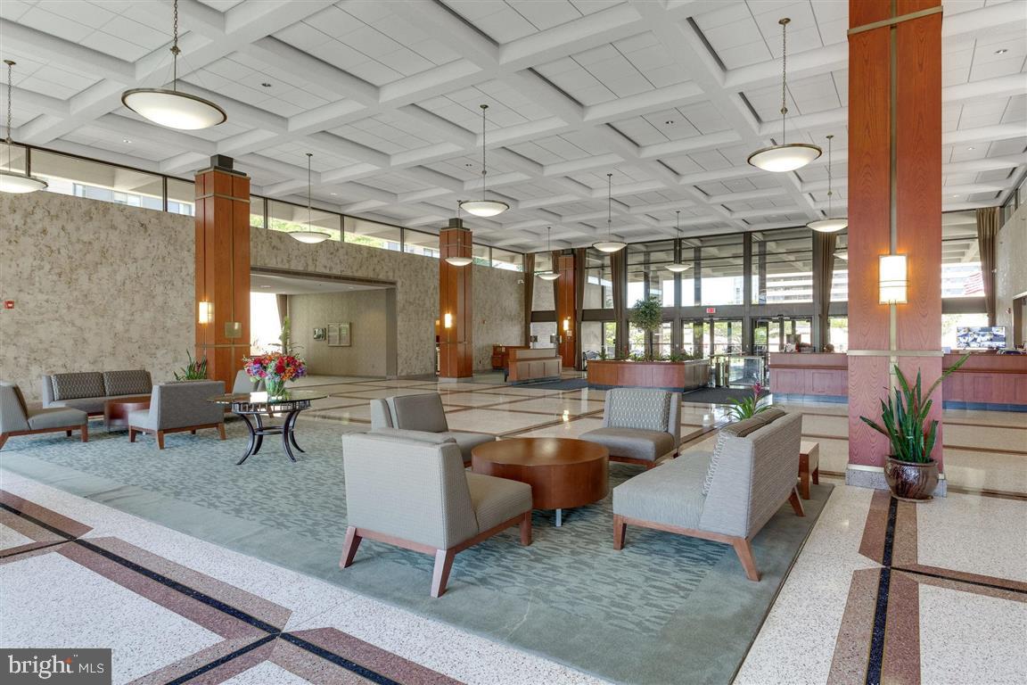 SKYLINE SQUARE CONDO - Residential Lease