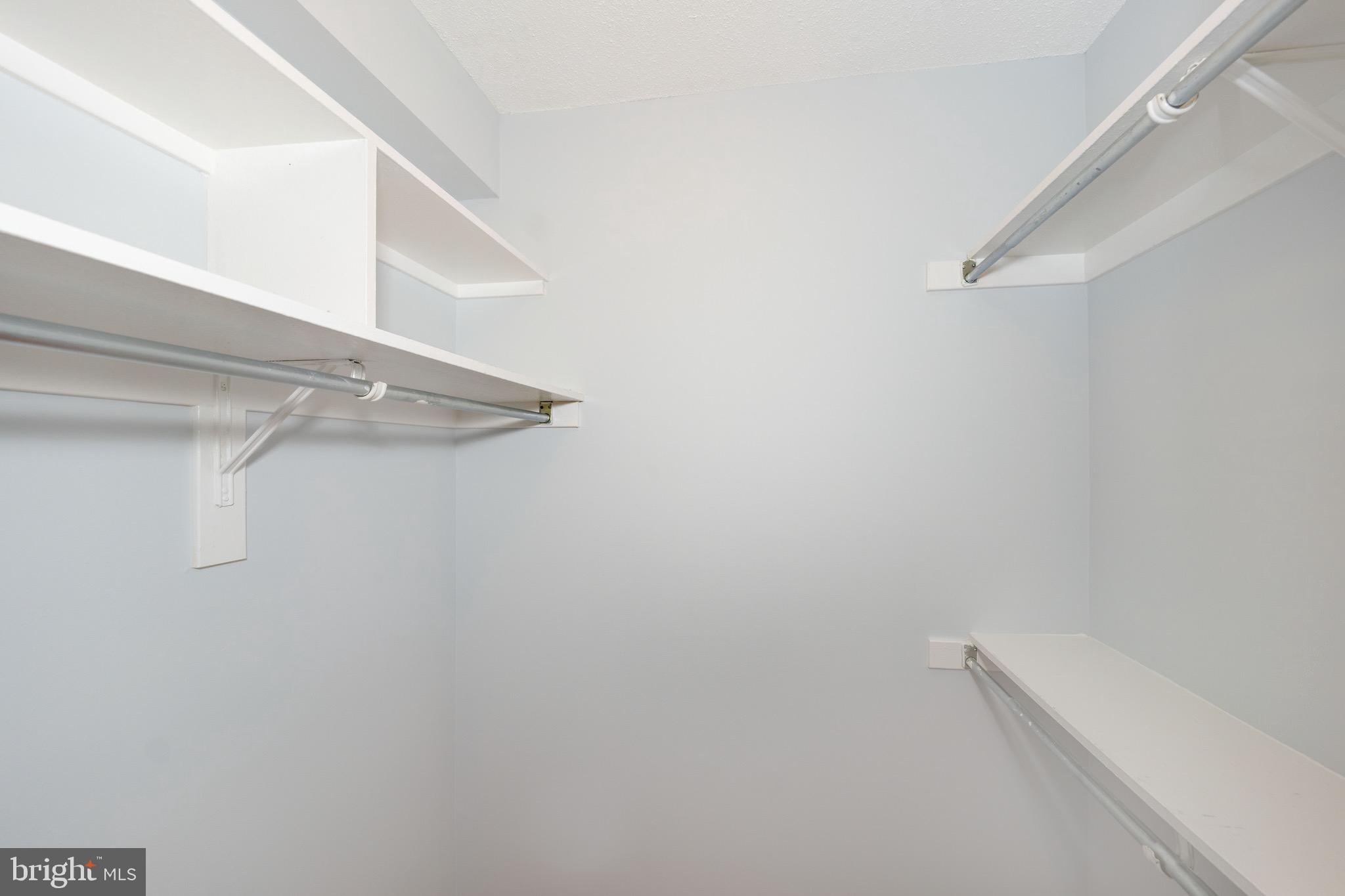 SKYLINE SQUARE CONDO - Residential Lease