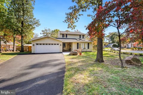 1527 HIDDENBROOK DRIVE HERNDON VA 20170