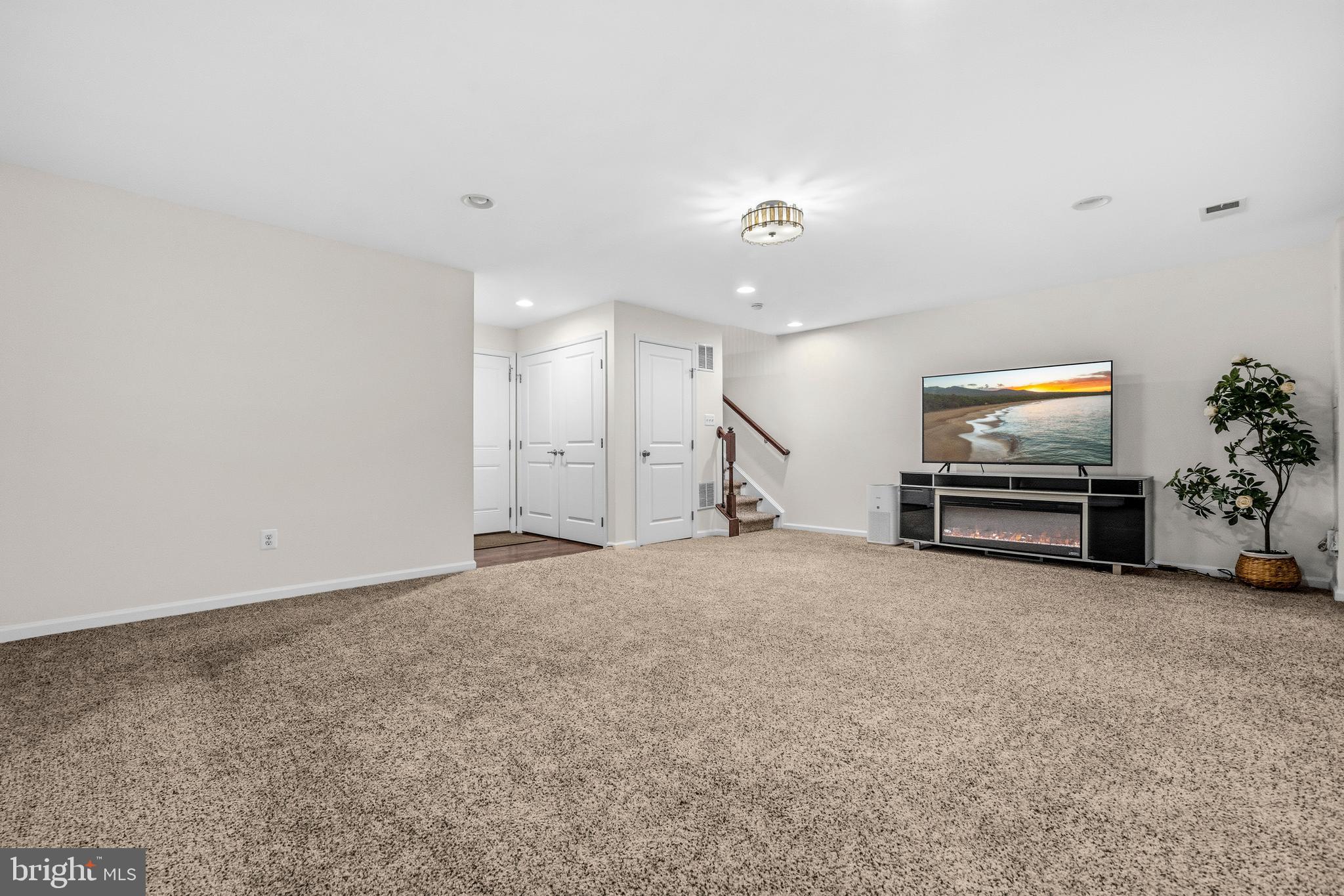 WENTWORTH GREEN - Residential