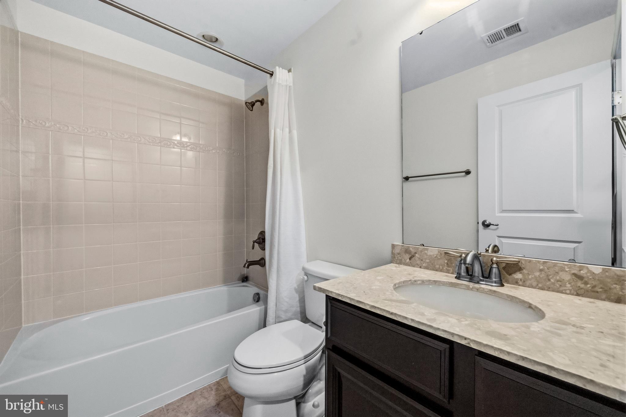 WENTWORTH GREEN - Residential