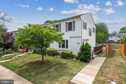 Townhouse For Rent - 8266 Amity Circle<br/> GAITHERSBURG, MD 20877