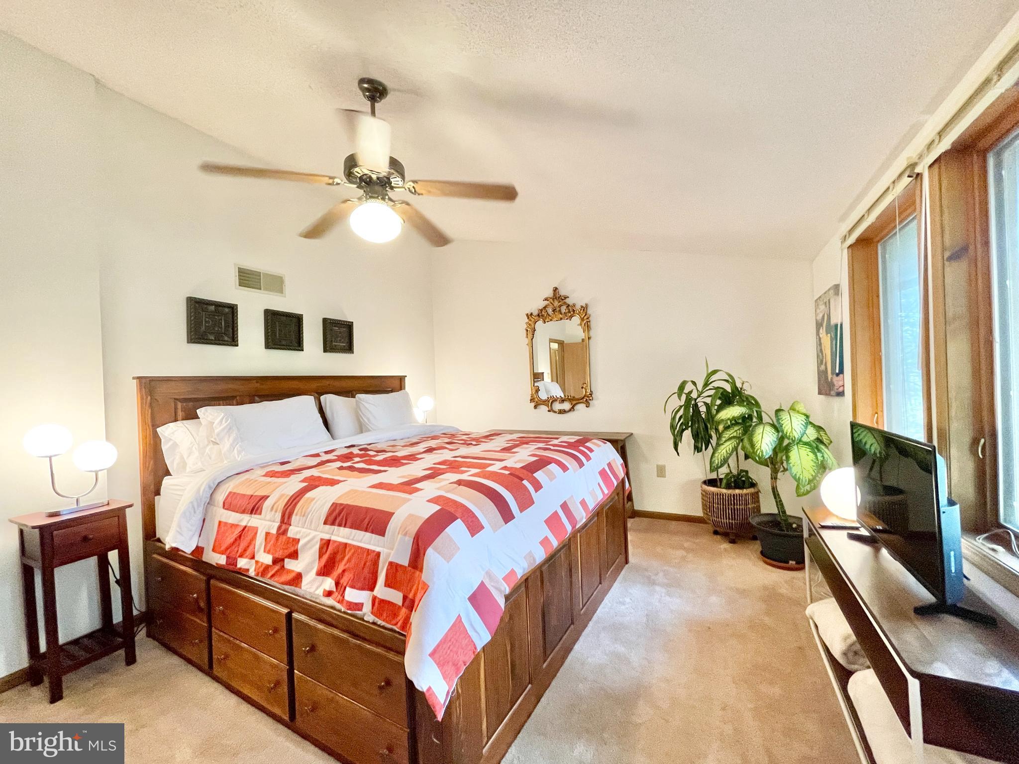 THE WOODS - Residential