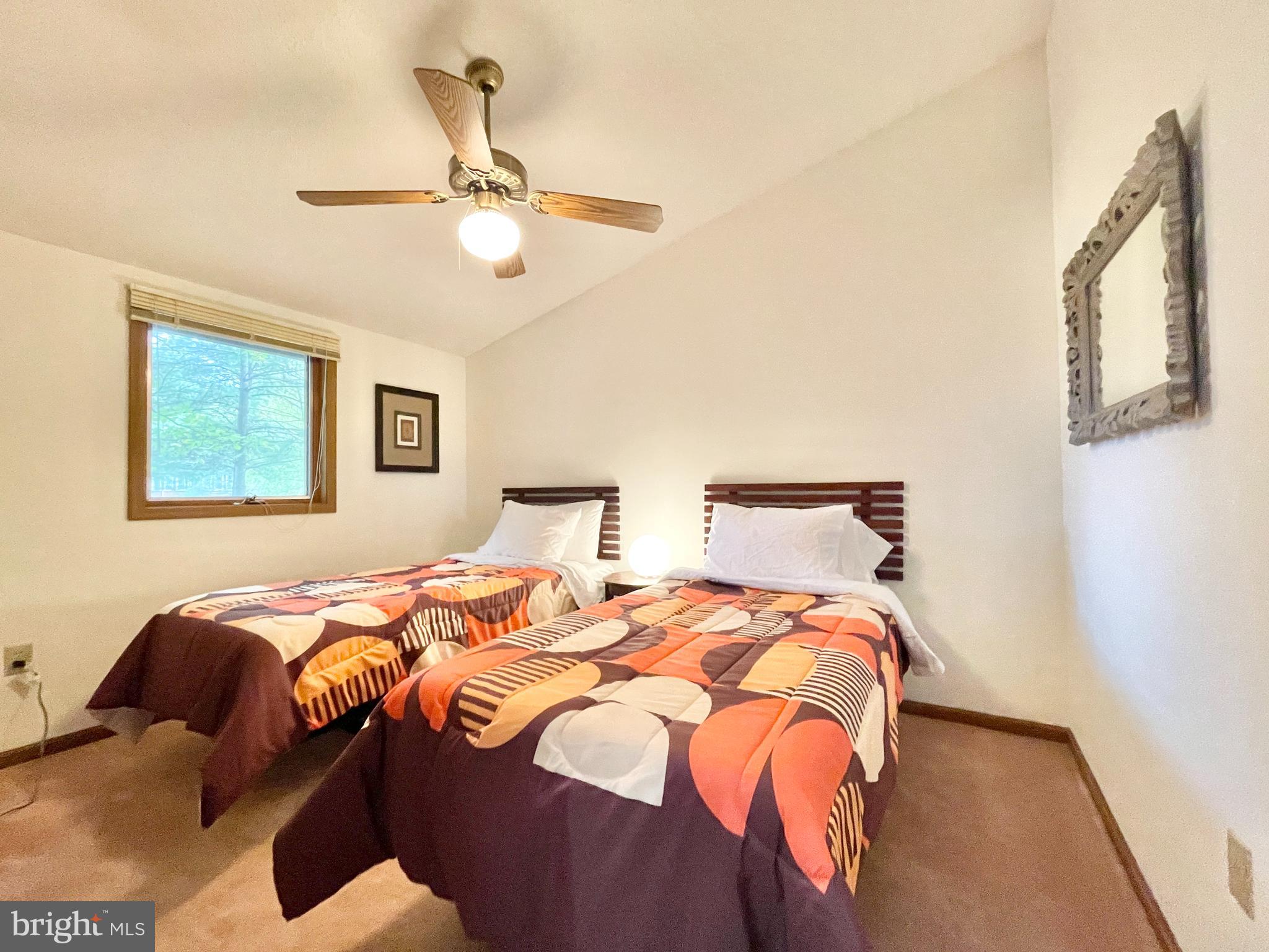 THE WOODS - Residential