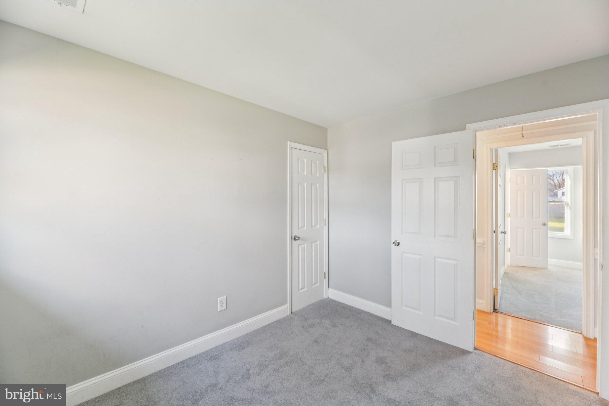 HUNTERS MILL ESTATES - Residential