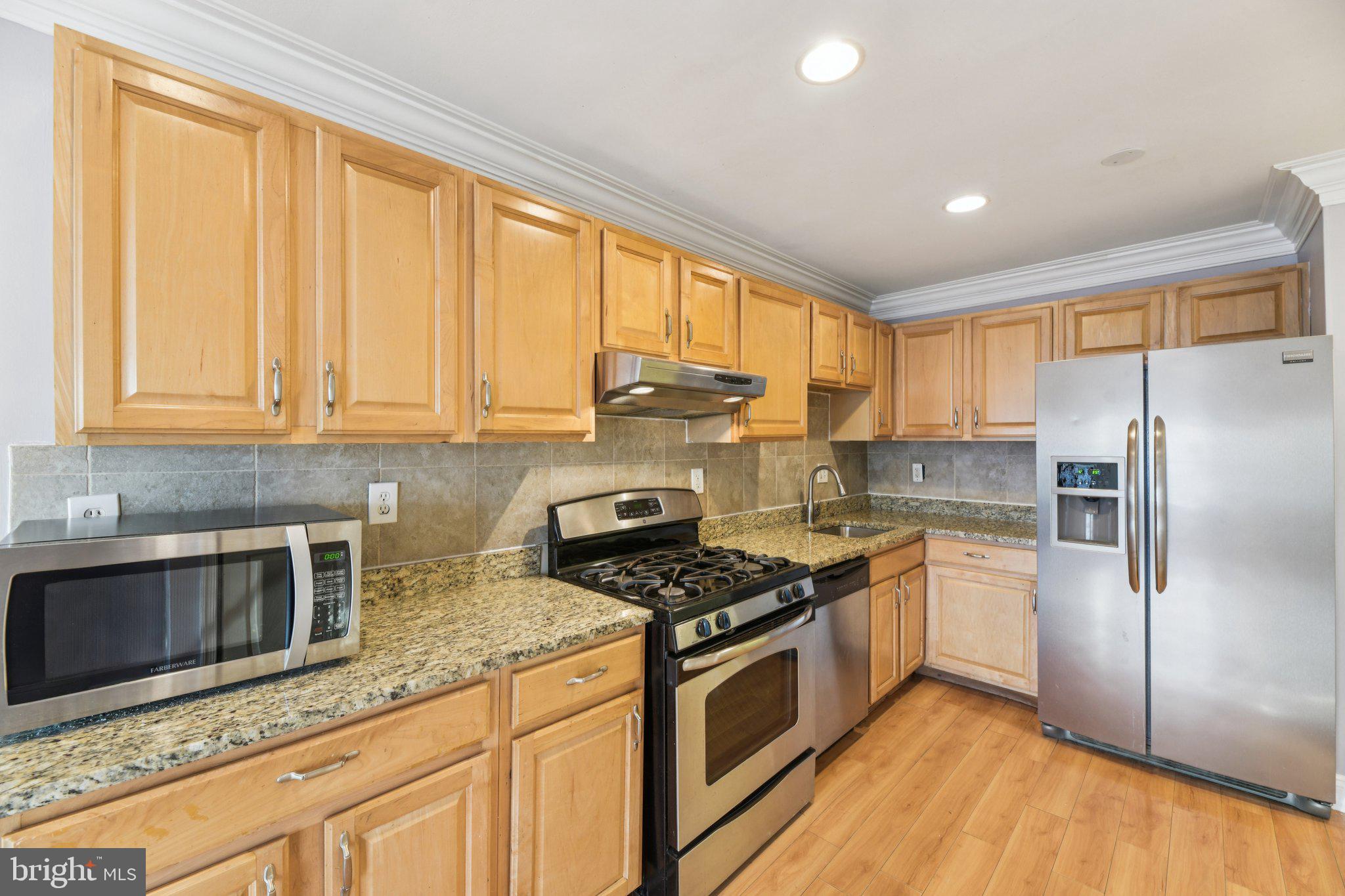 HUNTERS MILL ESTATES - Residential