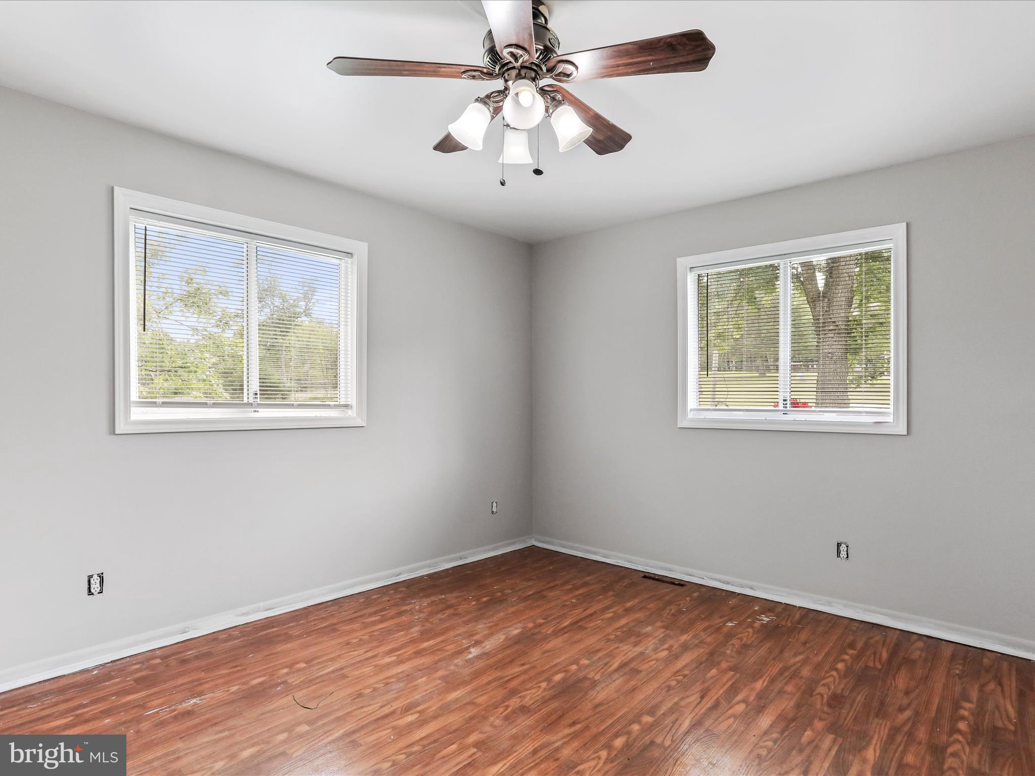 HIDDEN RIVER - Residential