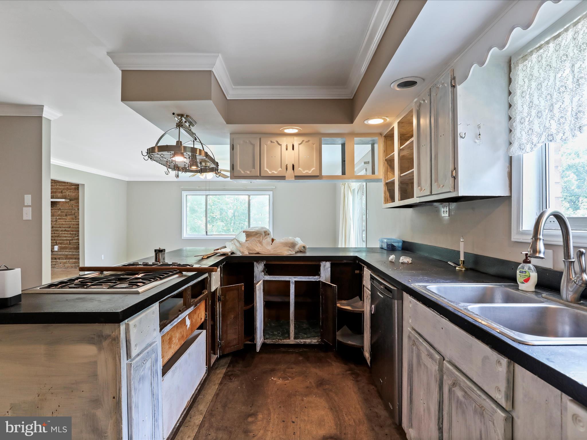 HIDDEN RIVER - Residential