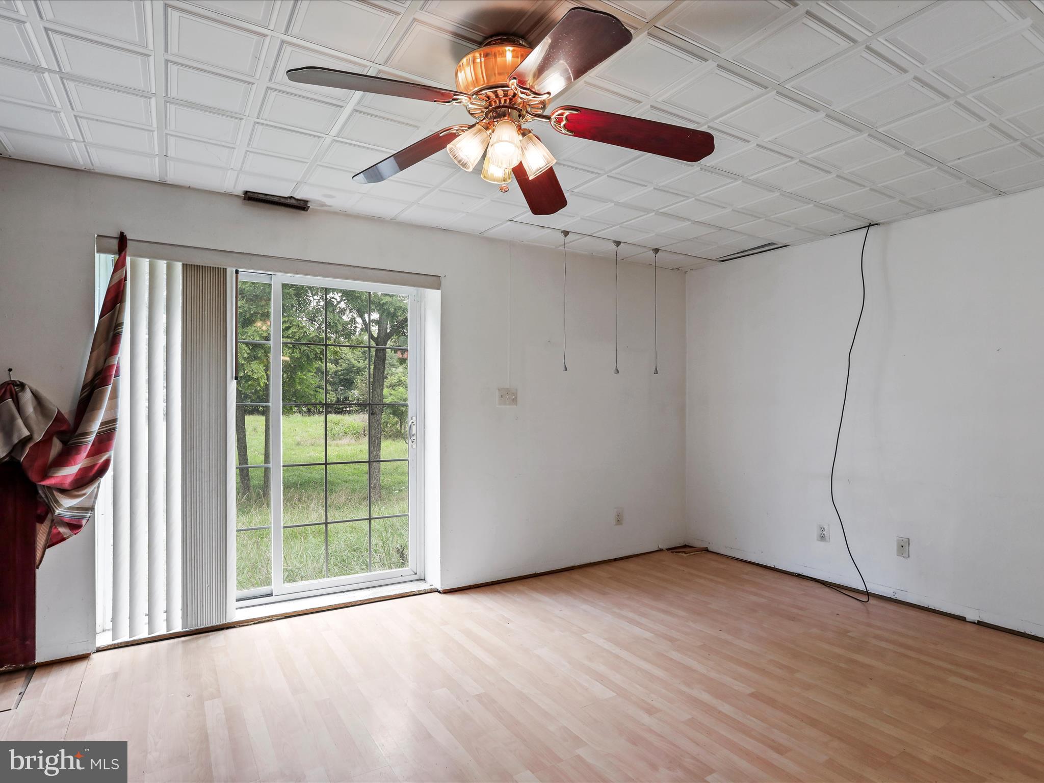 HIDDEN RIVER - Residential