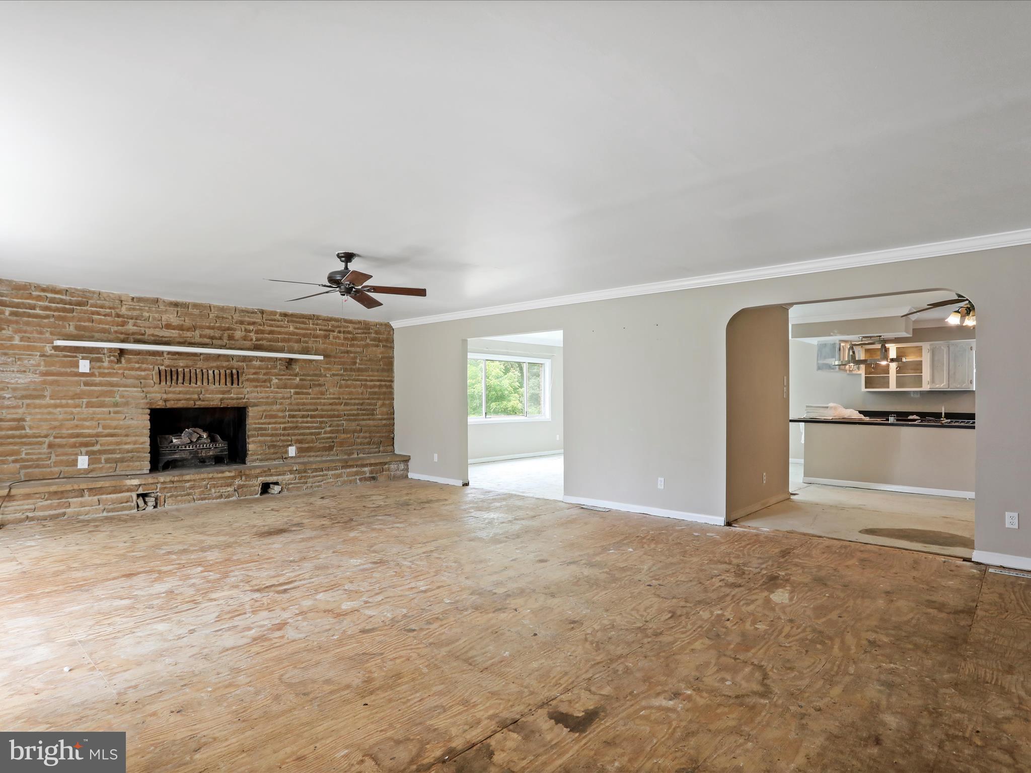 HIDDEN RIVER - Residential