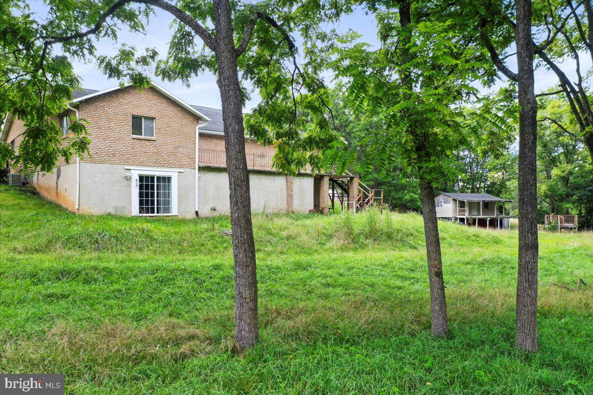 HIDDEN RIVER - Residential