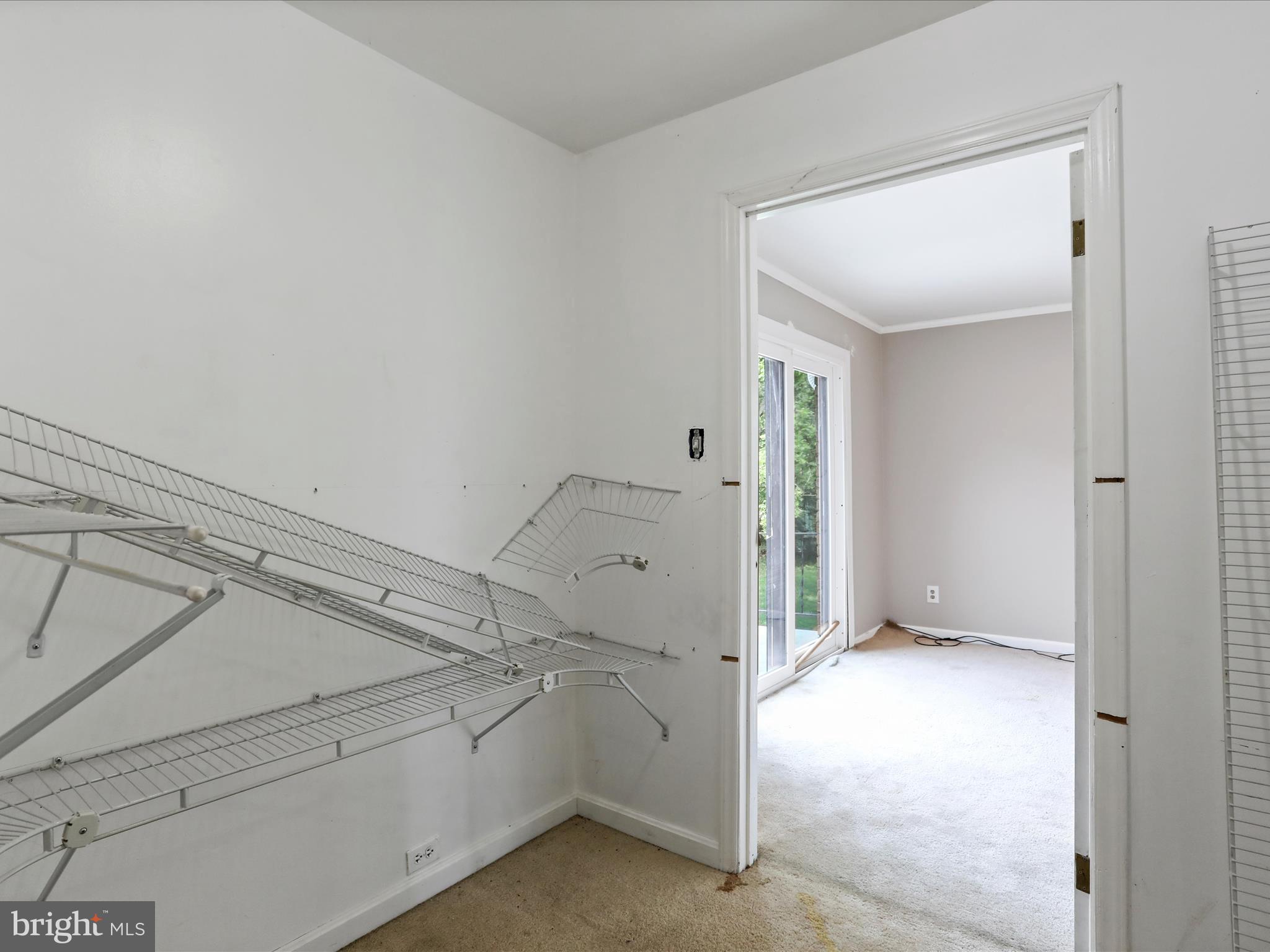 HIDDEN RIVER - Residential