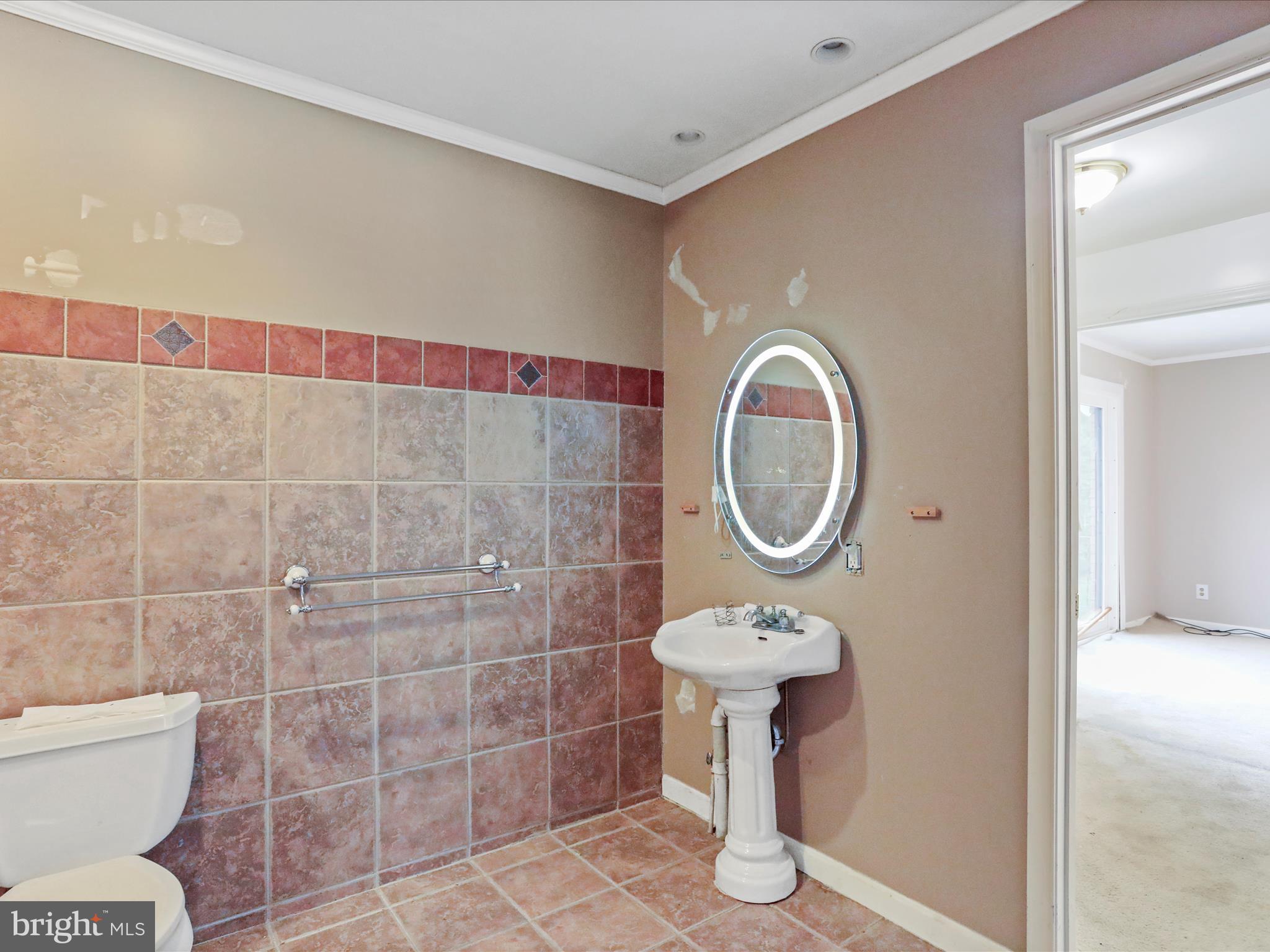 HIDDEN RIVER - Residential