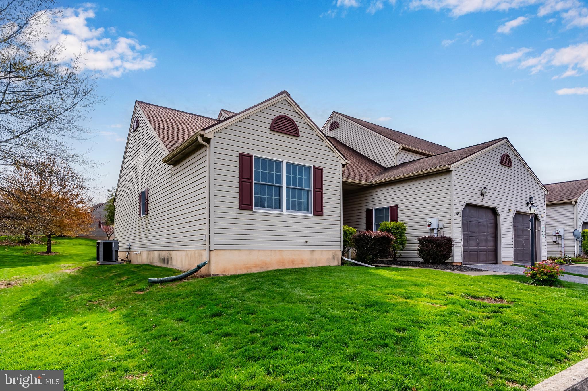 PLEASANT VIEW - Residential