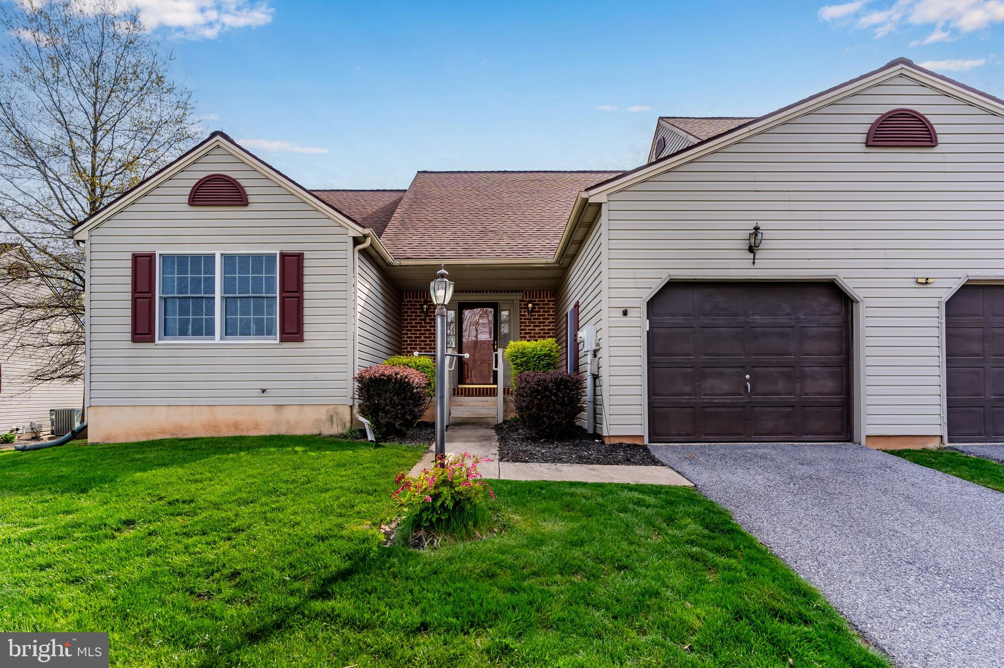 PLEASANT VIEW - Residential