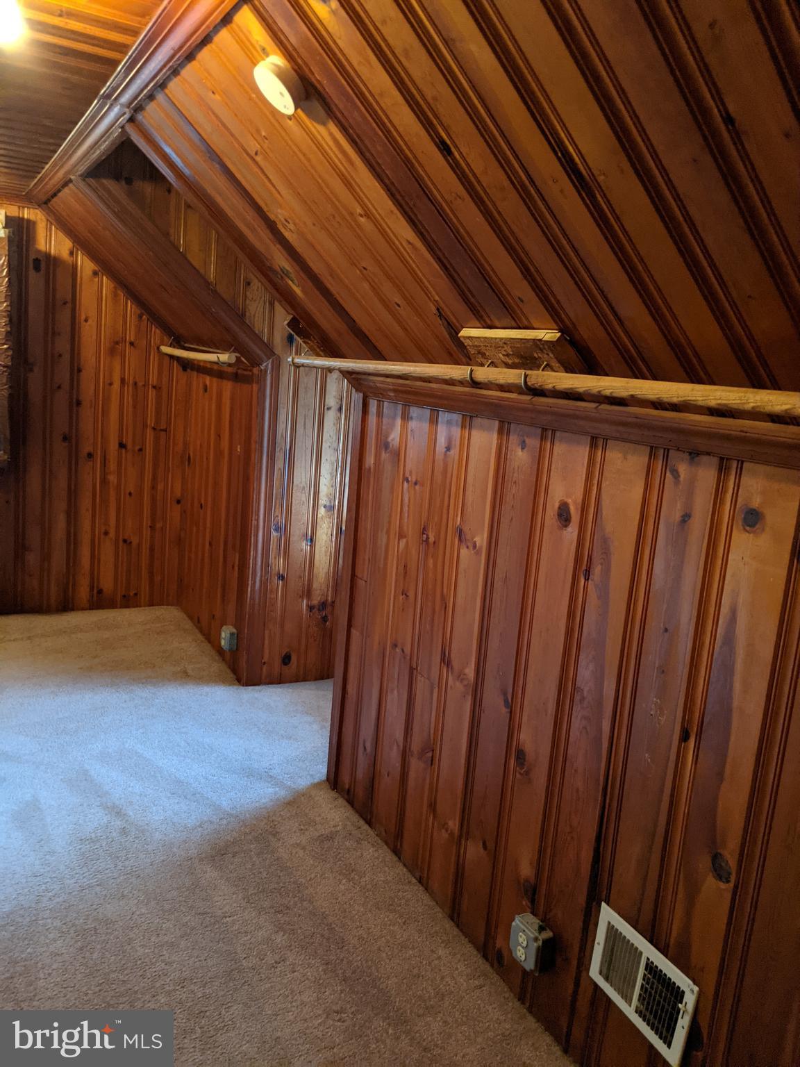 HIGHVIEW - Residential Lease