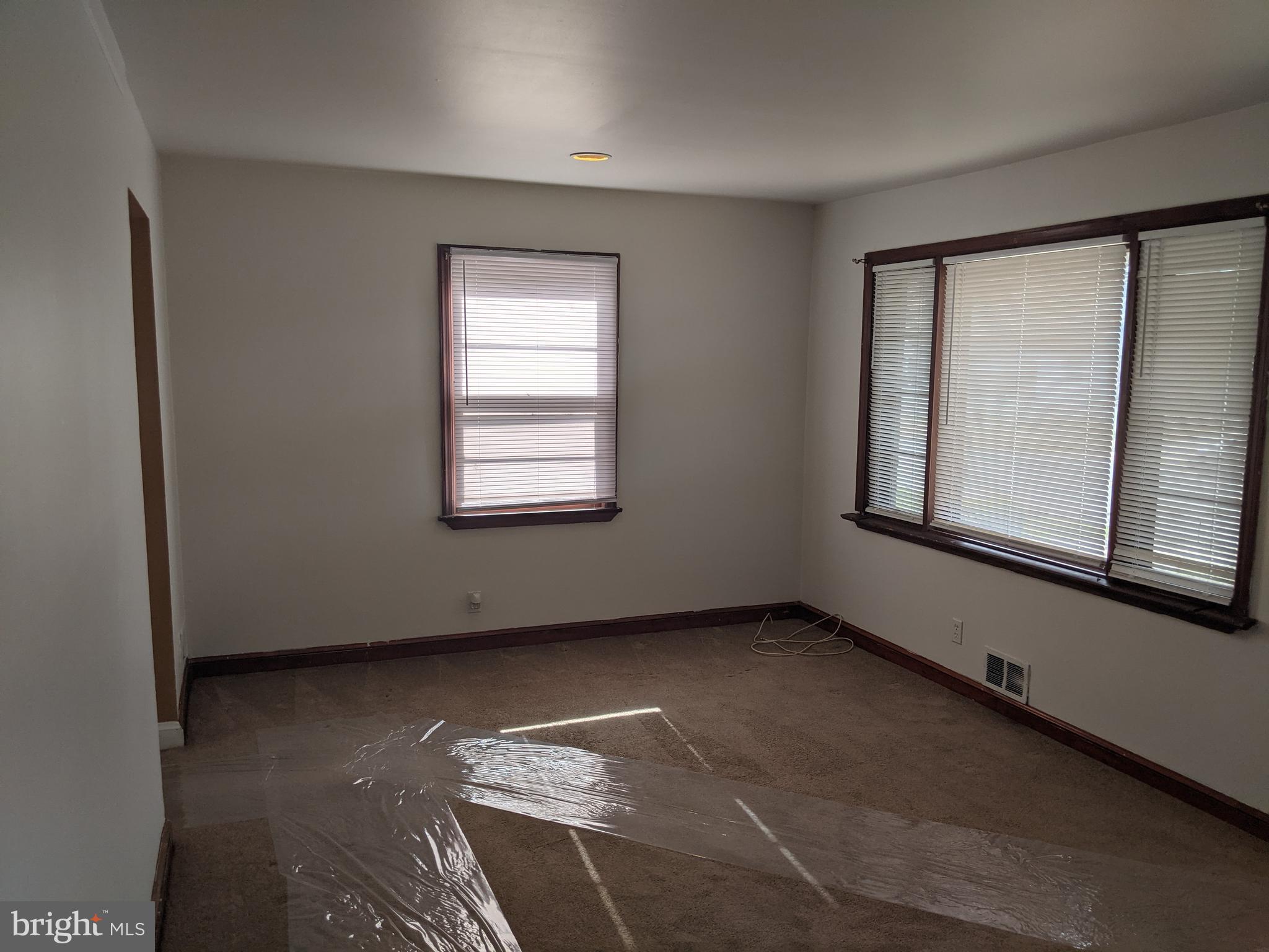 HIGHVIEW - Residential Lease