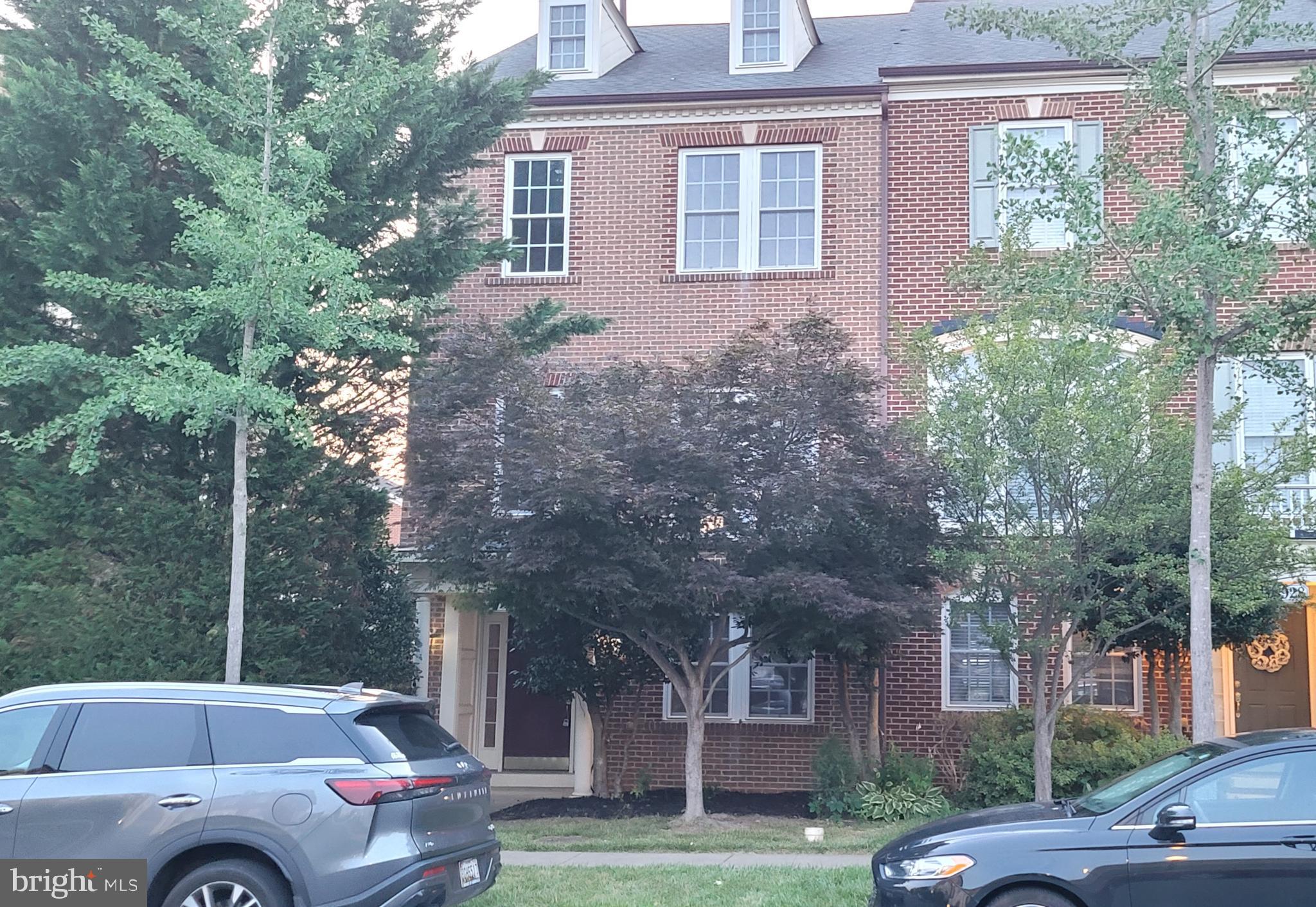 VILLAGES OF URBANA - Residential