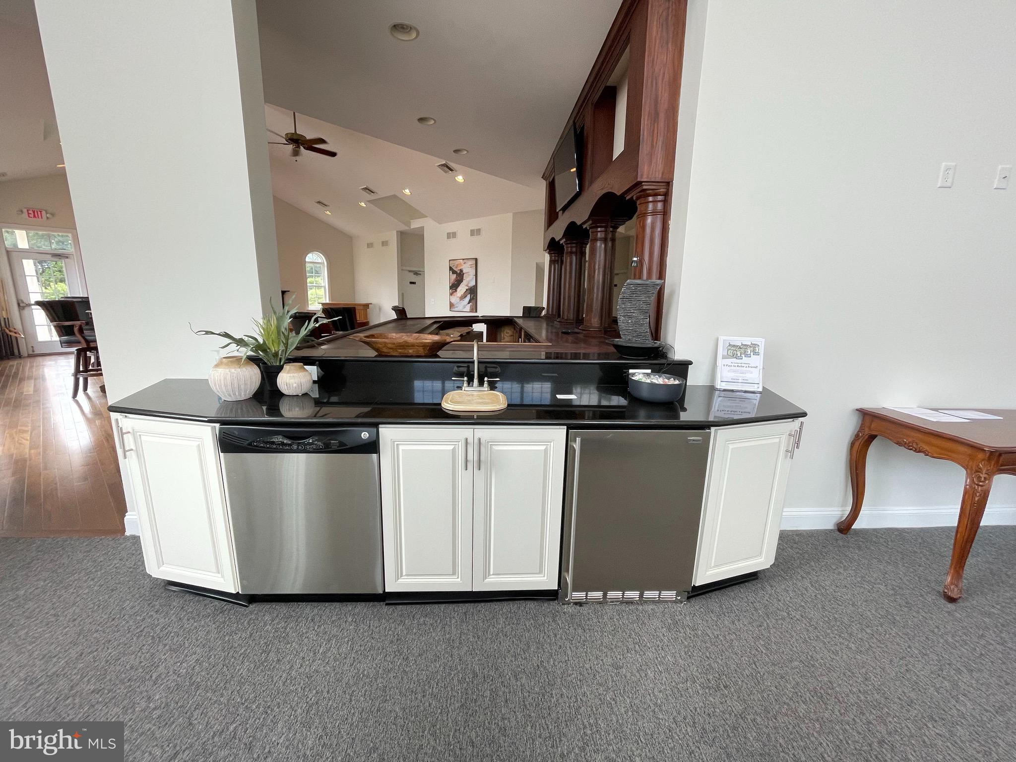 RIVERBEND - Residential