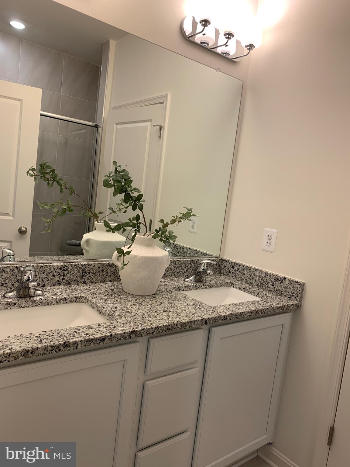 RIVERBEND - Residential