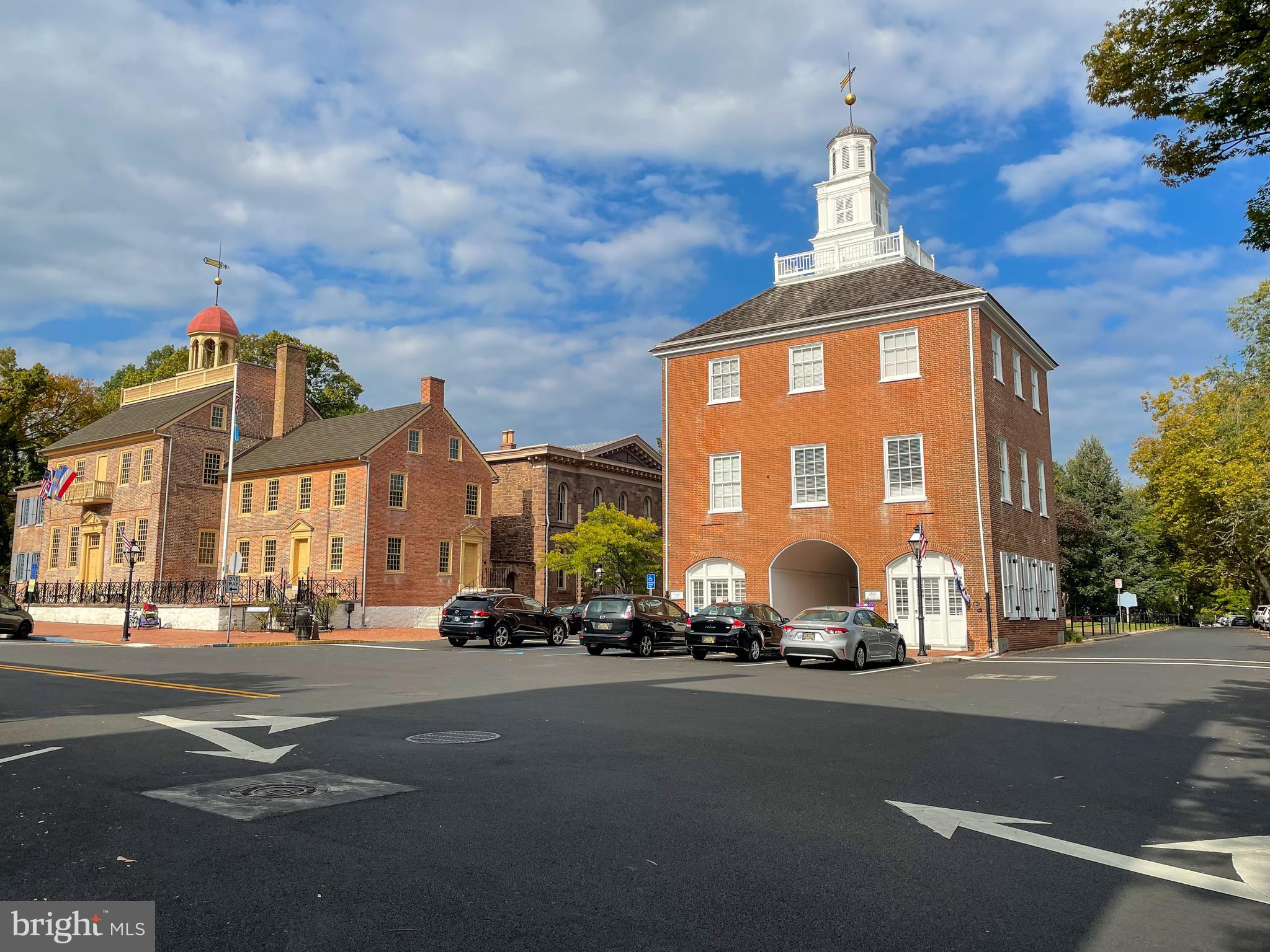 RIVERBEND - Residential