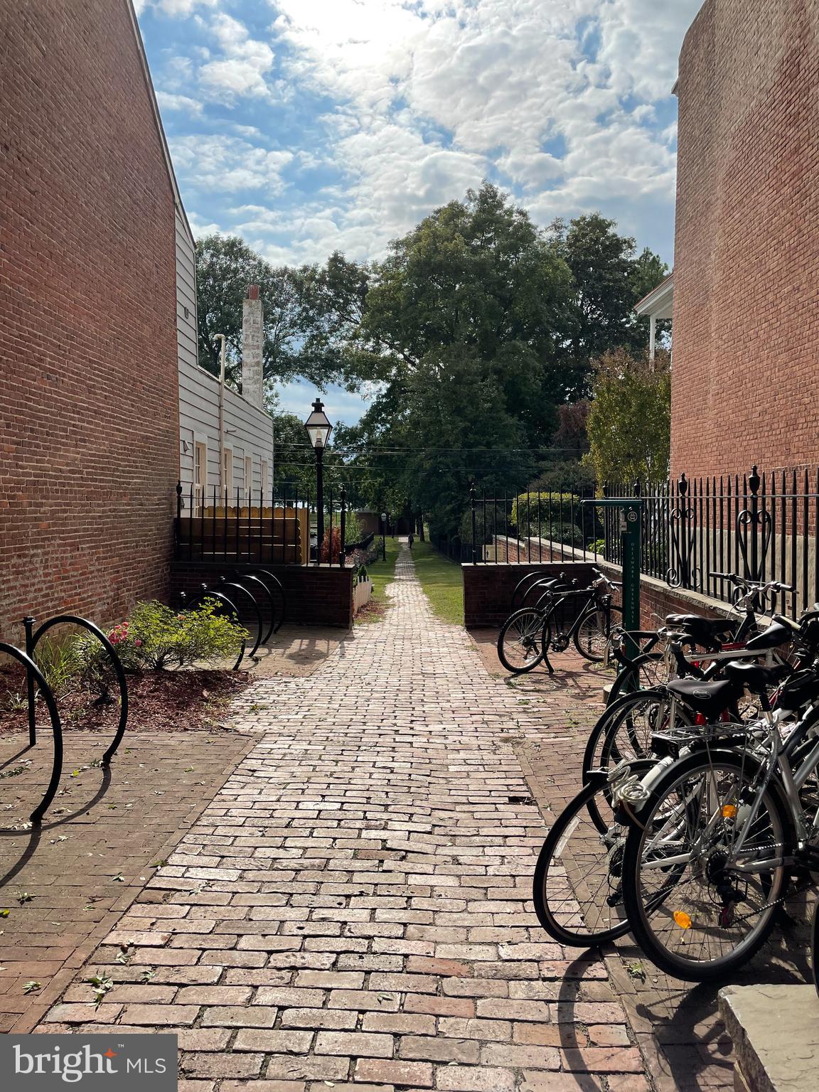 RIVERBEND - Residential