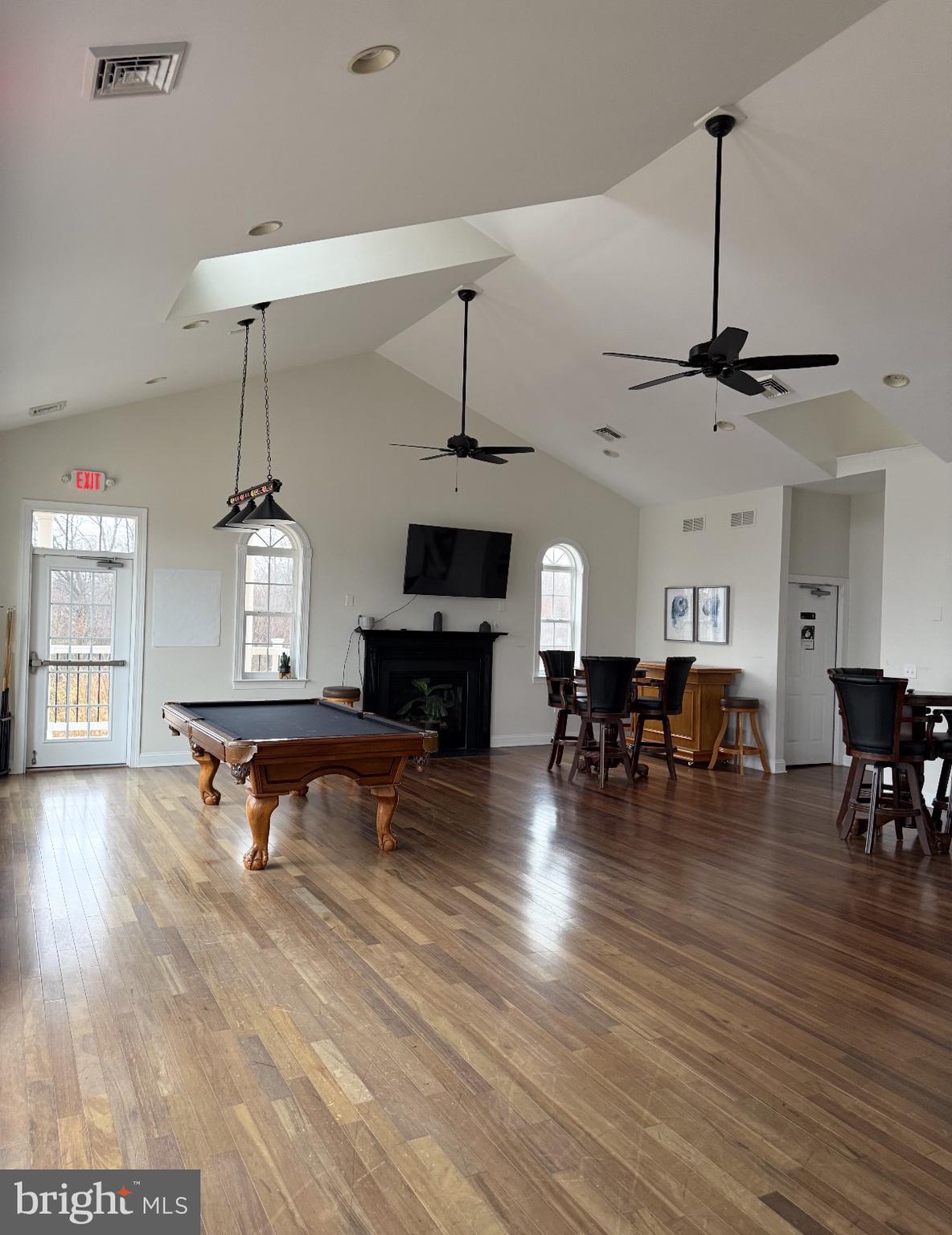 RIVERBEND - Residential