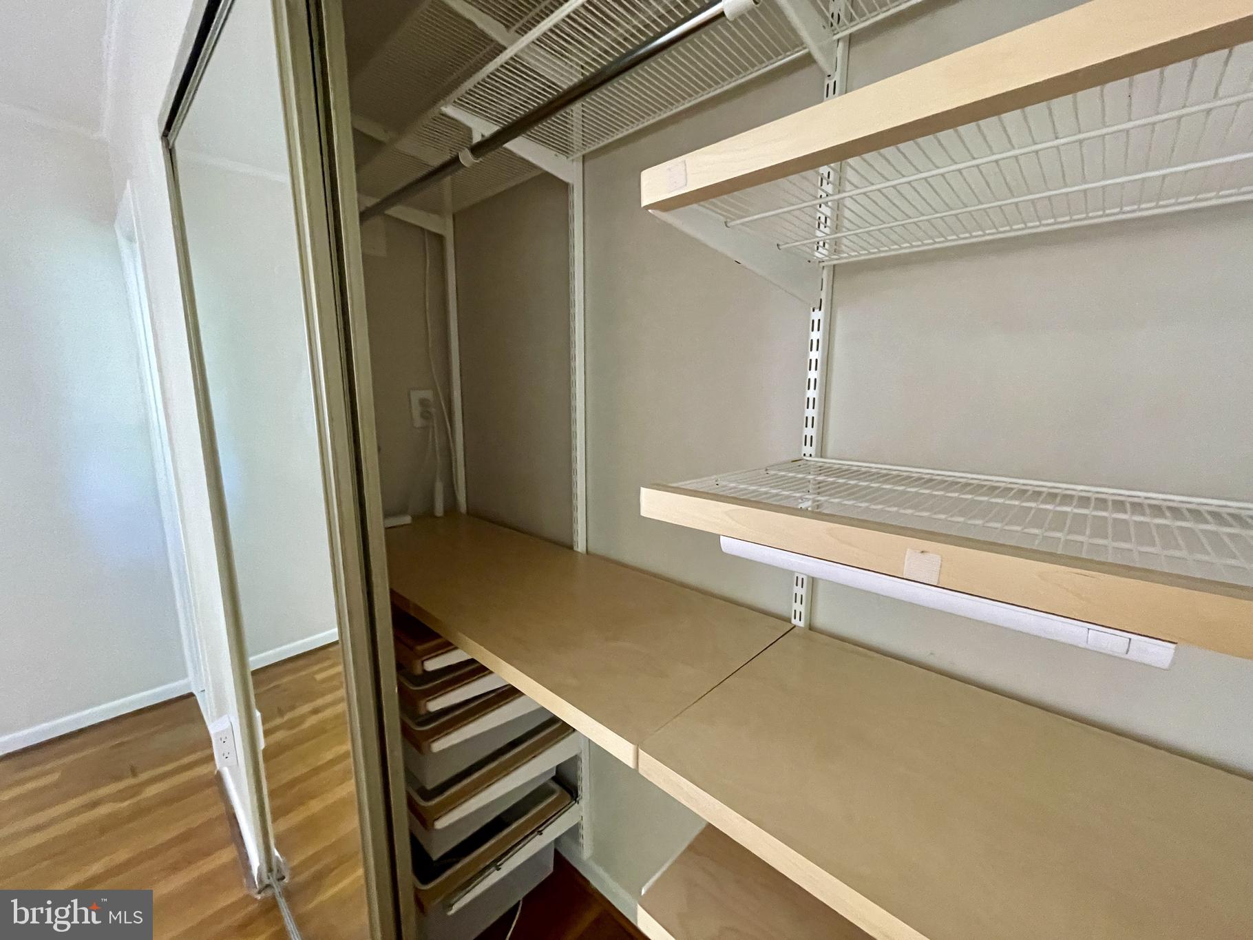 FOXHALL - Residential Lease